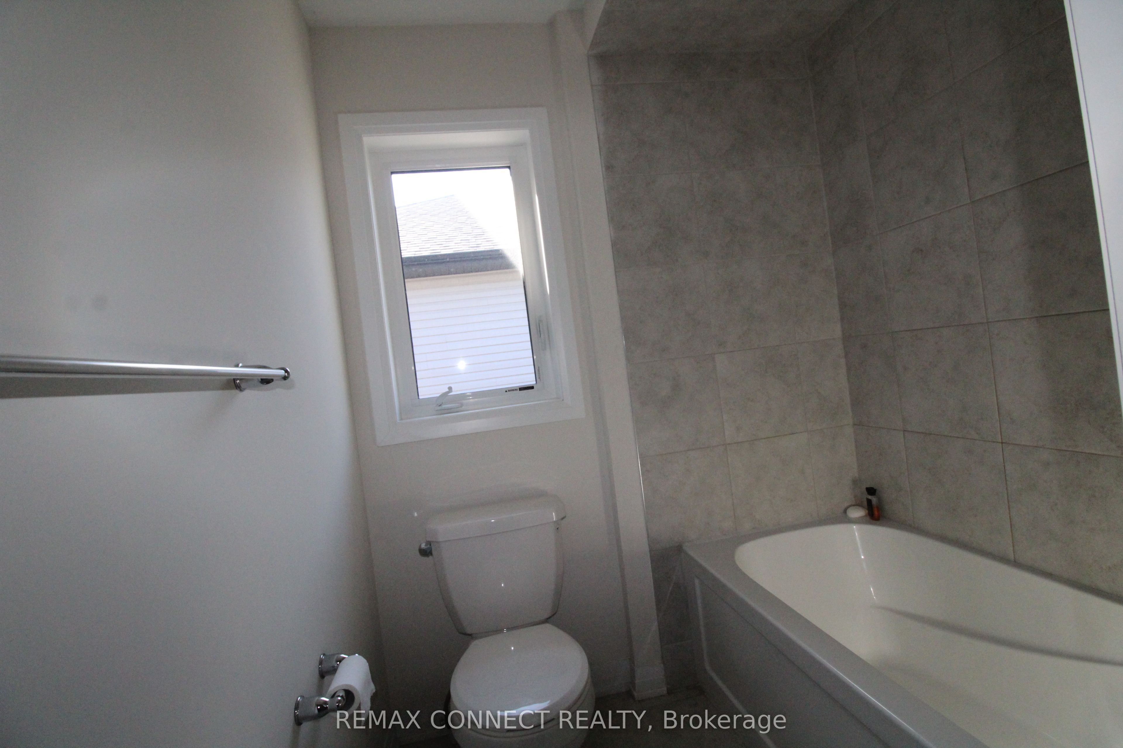 3715 Quayside Drive Property Photo 15
