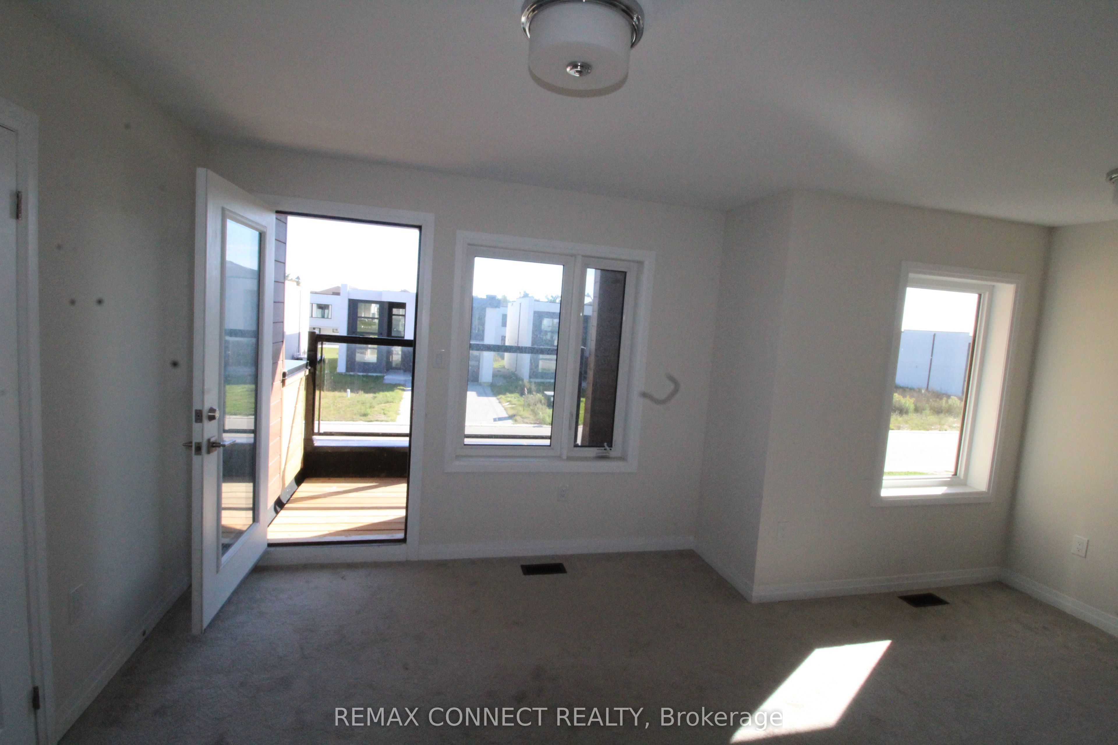 3715 Quayside Drive Property Photo 17