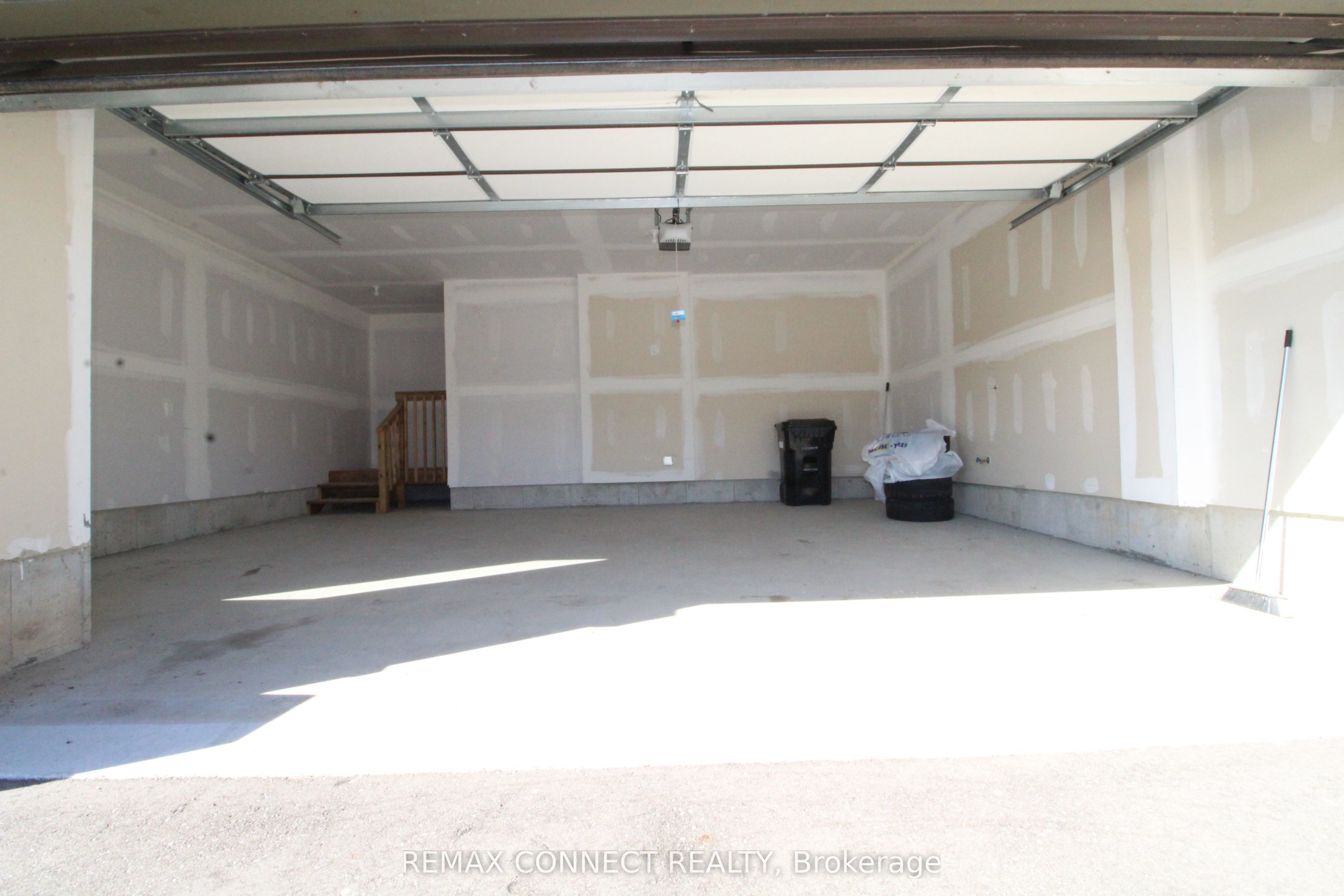 3715 Quayside Drive Property Photo 23