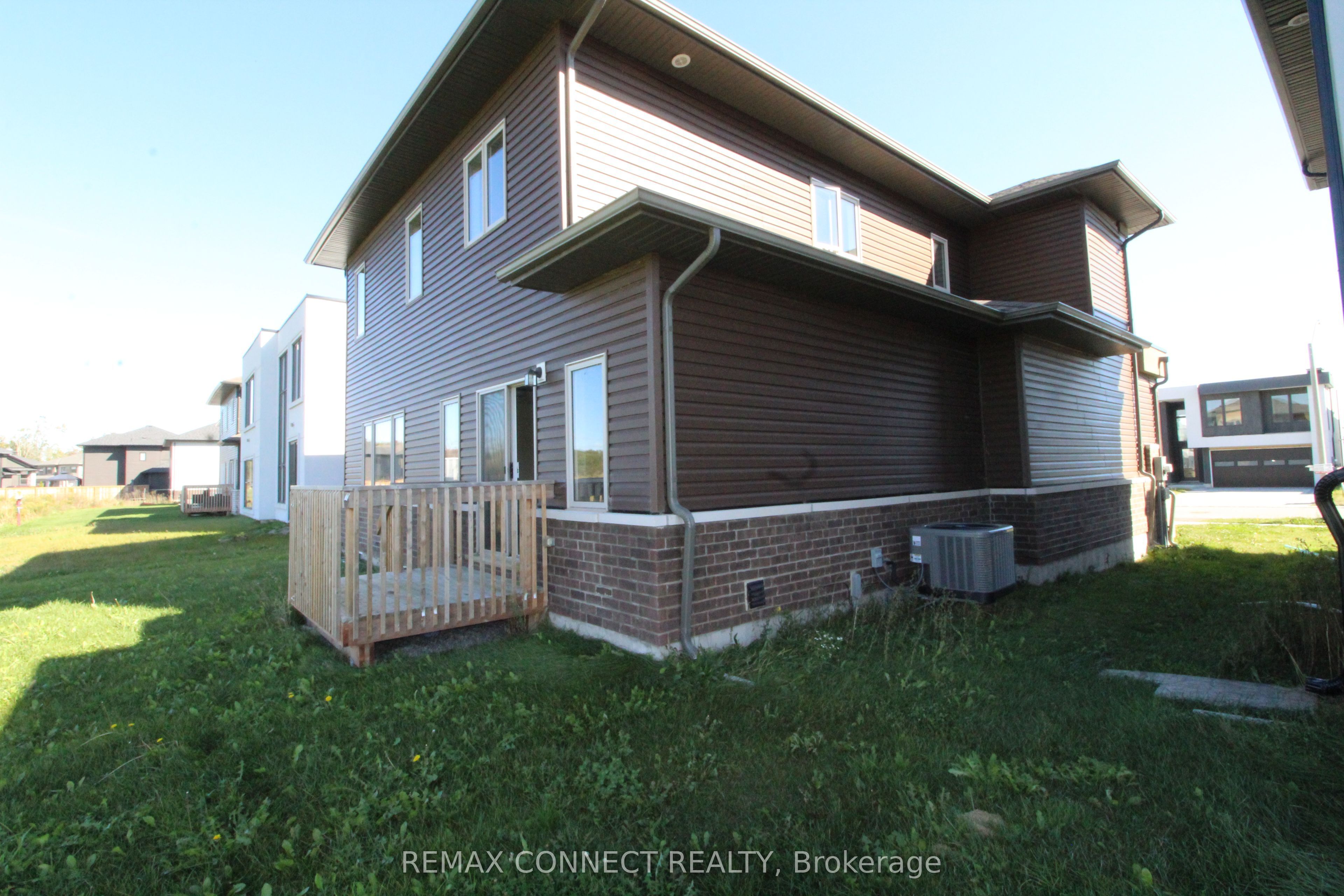 3715 Quayside Drive Property Photo 24