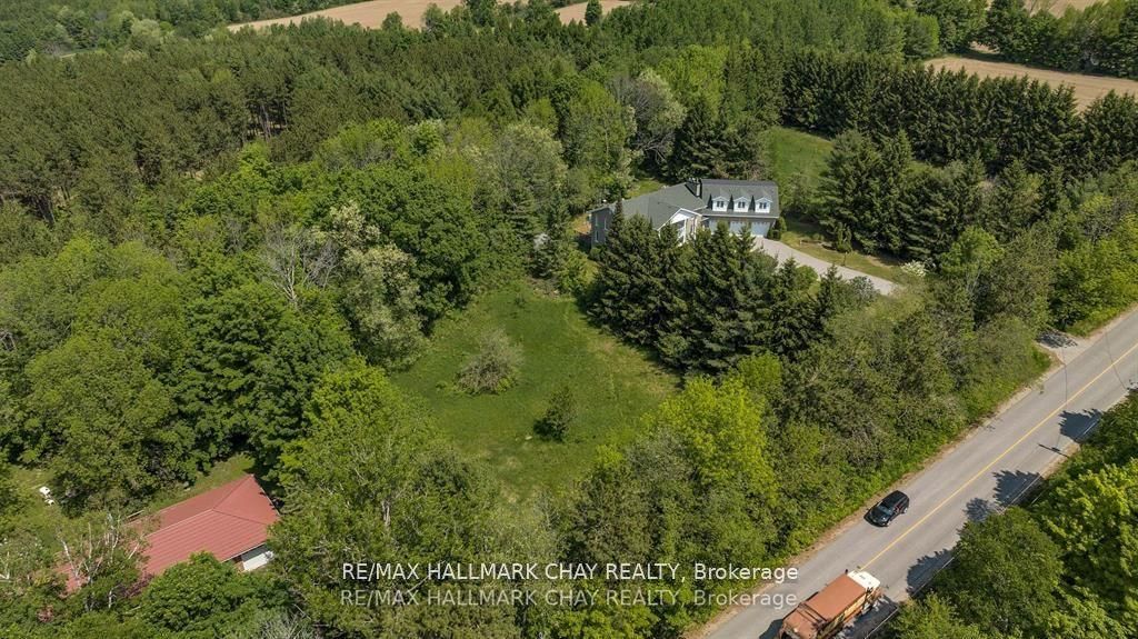 712 Mt St Louis Road W Part 1 Property Photo 2