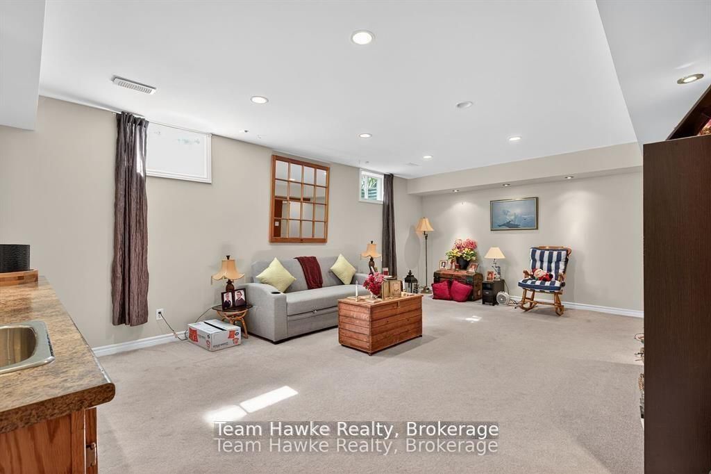 29 Boyd Crescent Property Photo 32