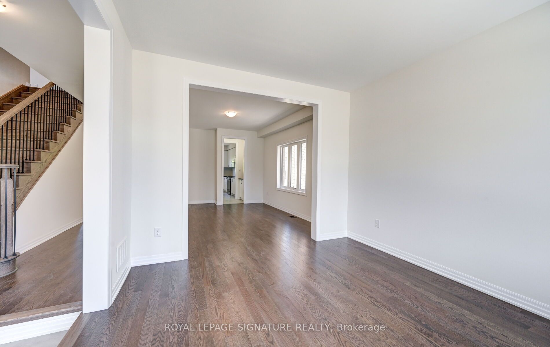205 Warden Street Property Photo 6