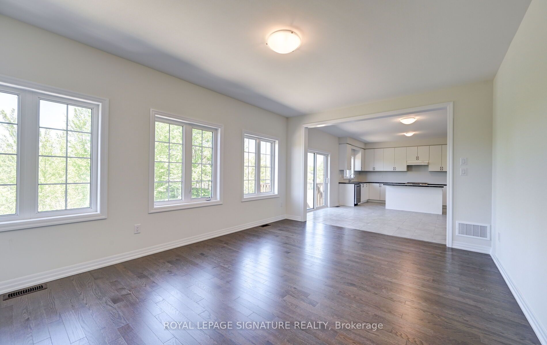 205 Warden Street Property Photo 15