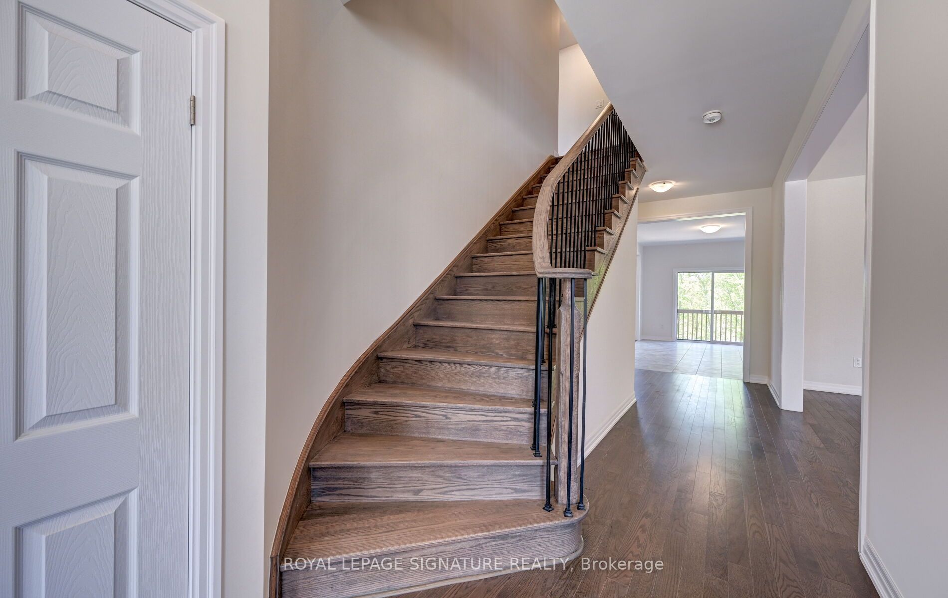 205 Warden Street Property Photo 20