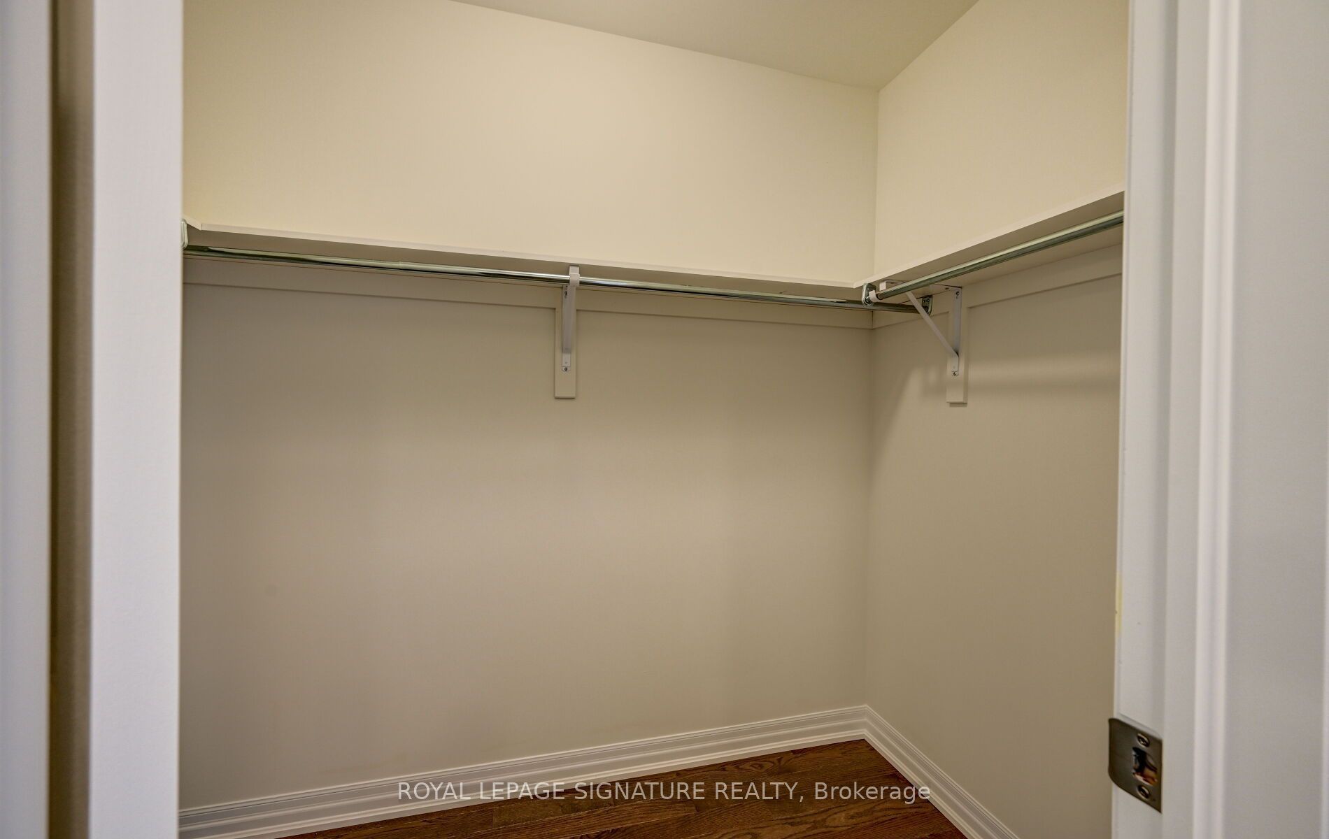 205 Warden Street Property Photo 29