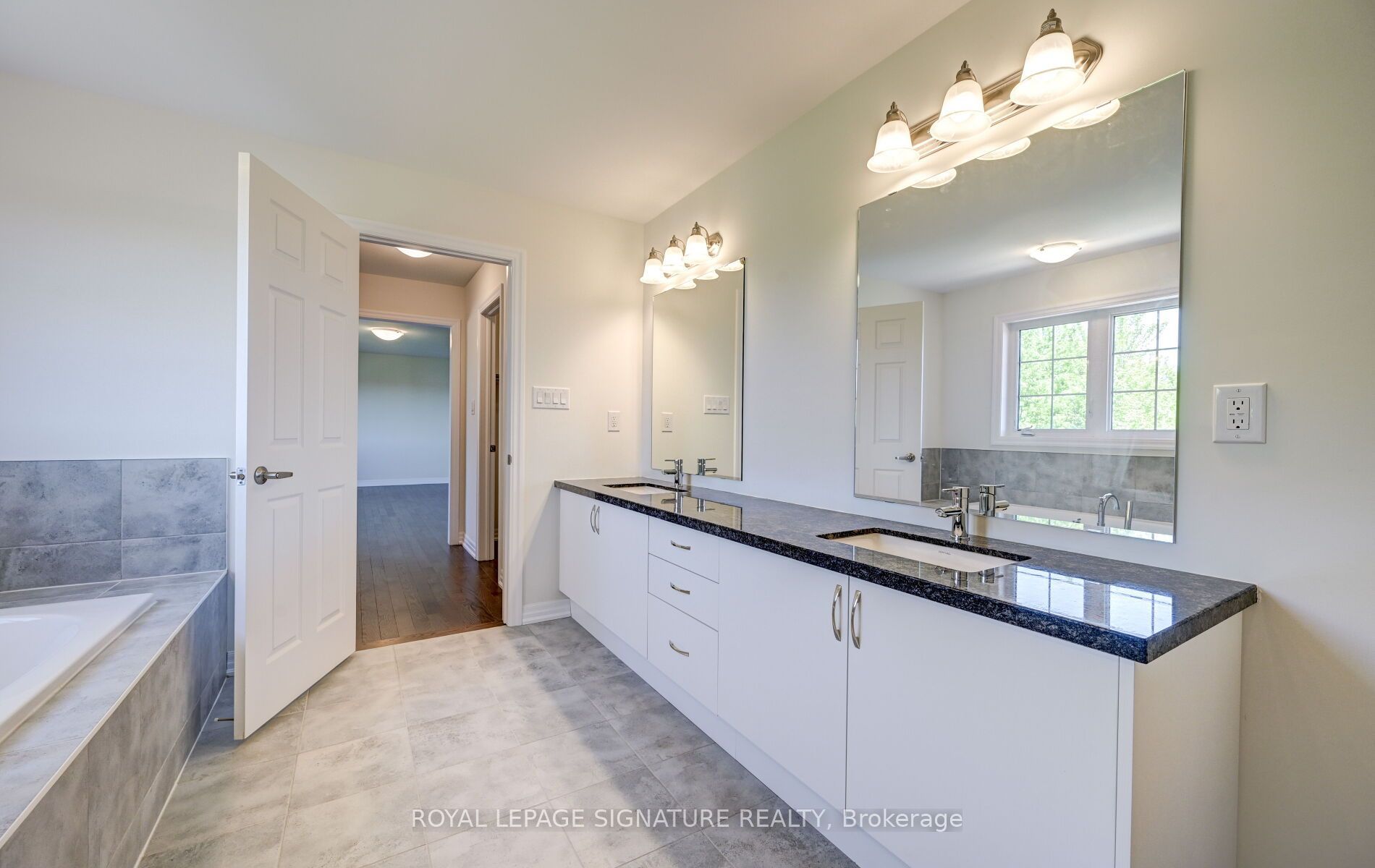 205 Warden Street Property Photo 32
