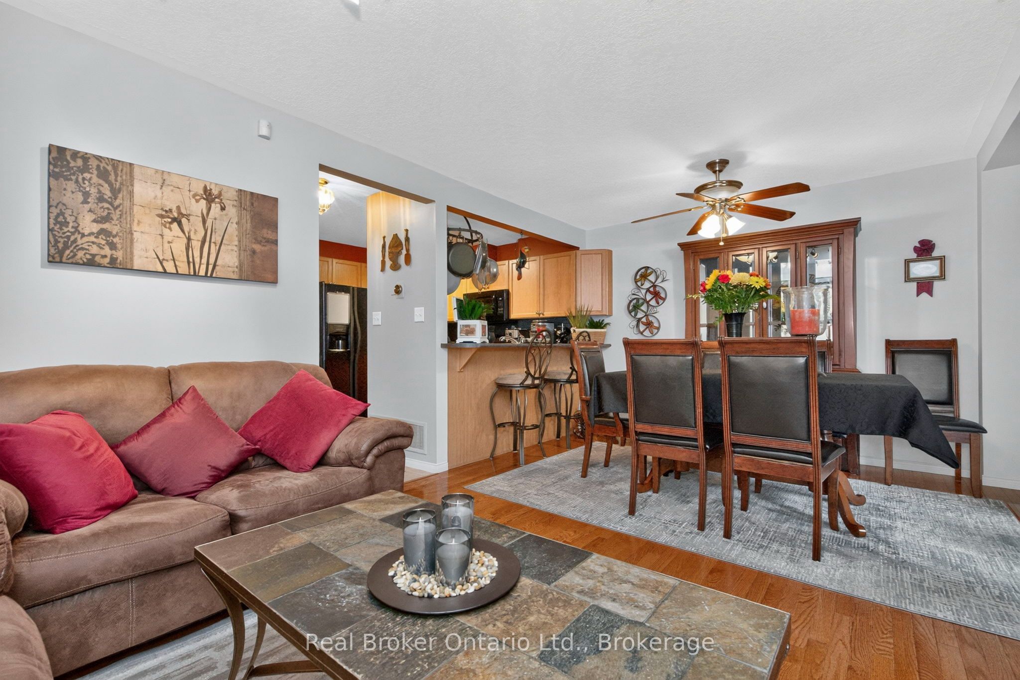 140 Southwinds Crescent Property Photo 9