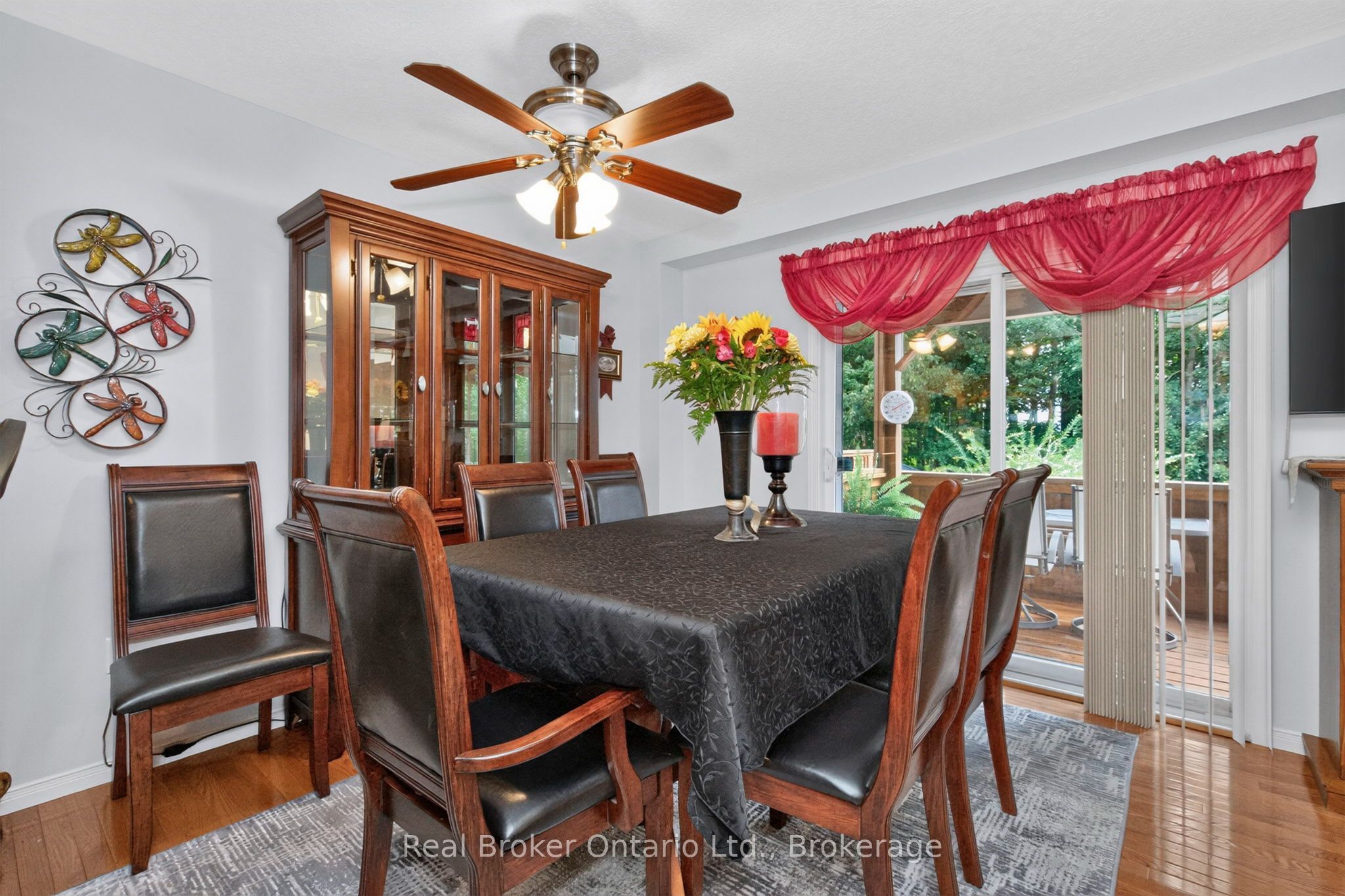 140 Southwinds Crescent Property Photo 10