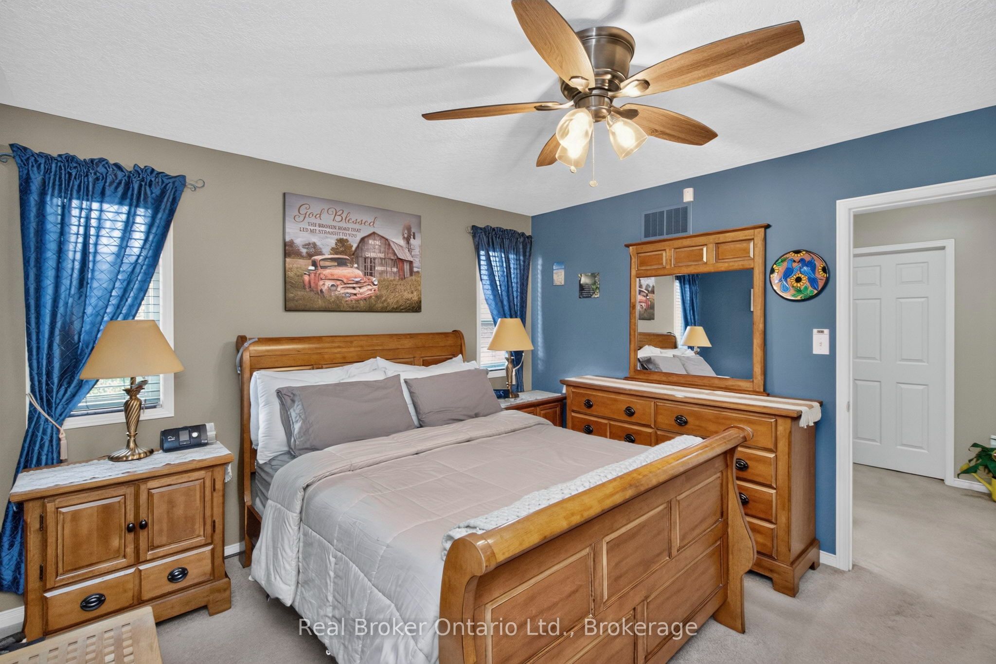 140 Southwinds Crescent Property Photo 16