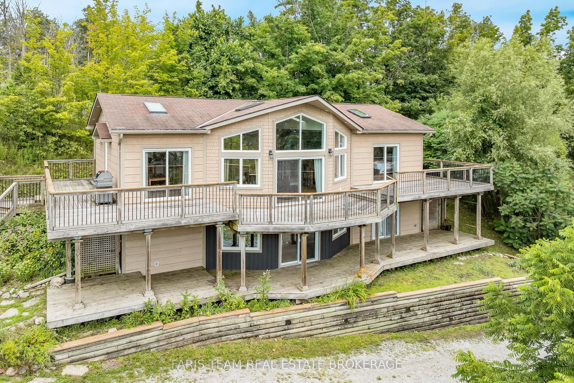 1858 Woods Bay Road Property Photo 1
