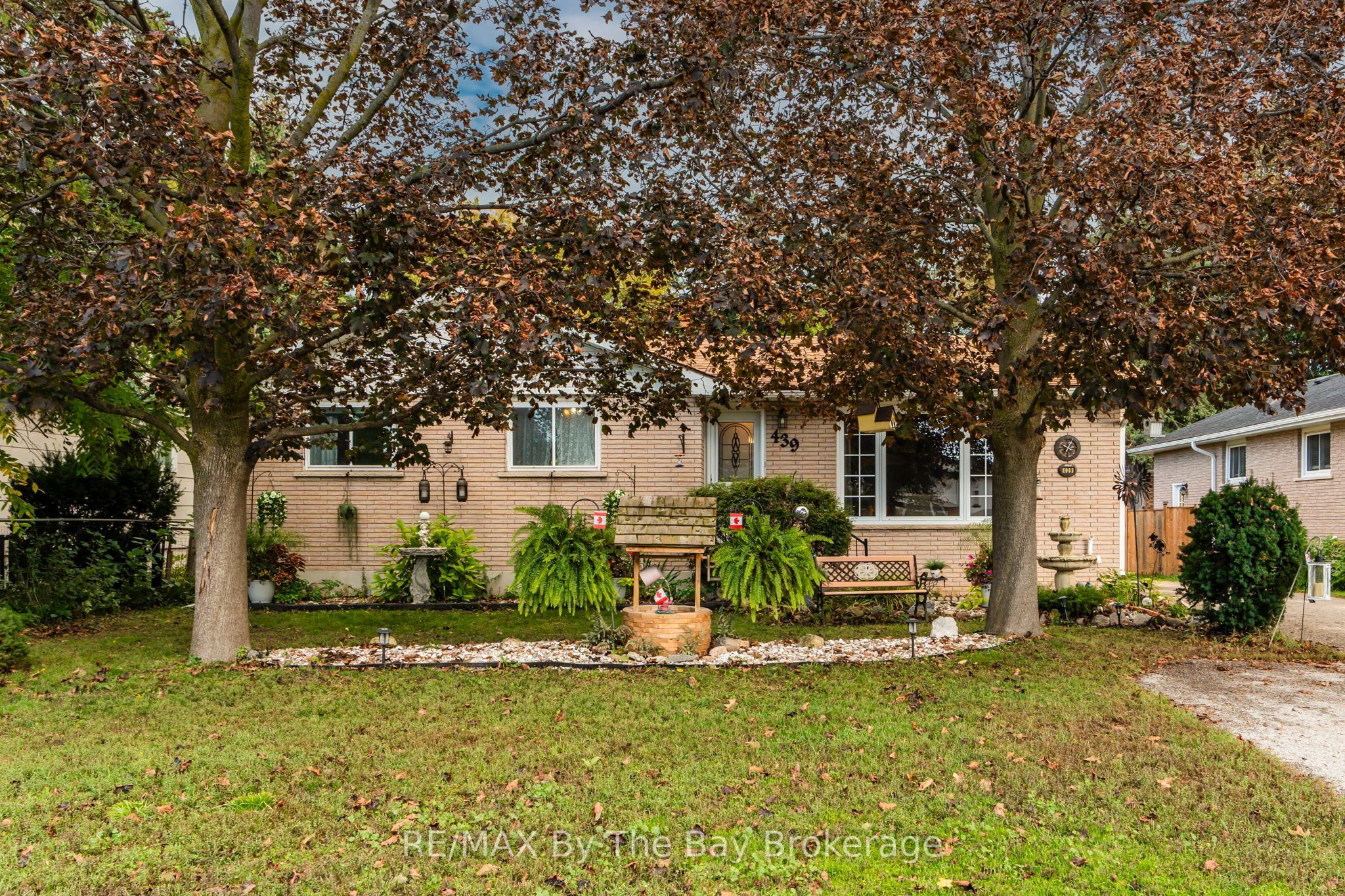 439 Fifth Street Property Photo 2