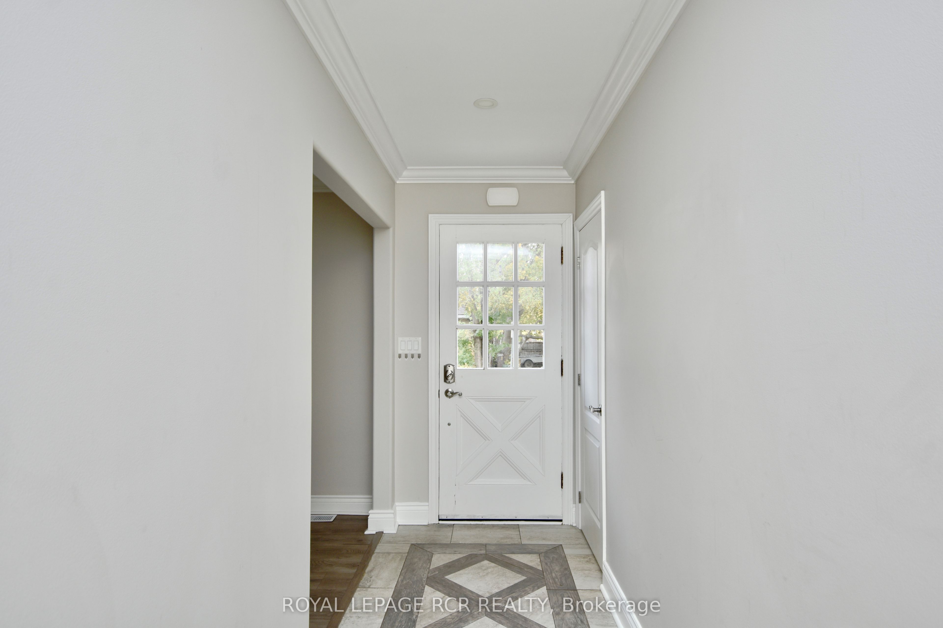 52 Drury Lane Property Photo 7