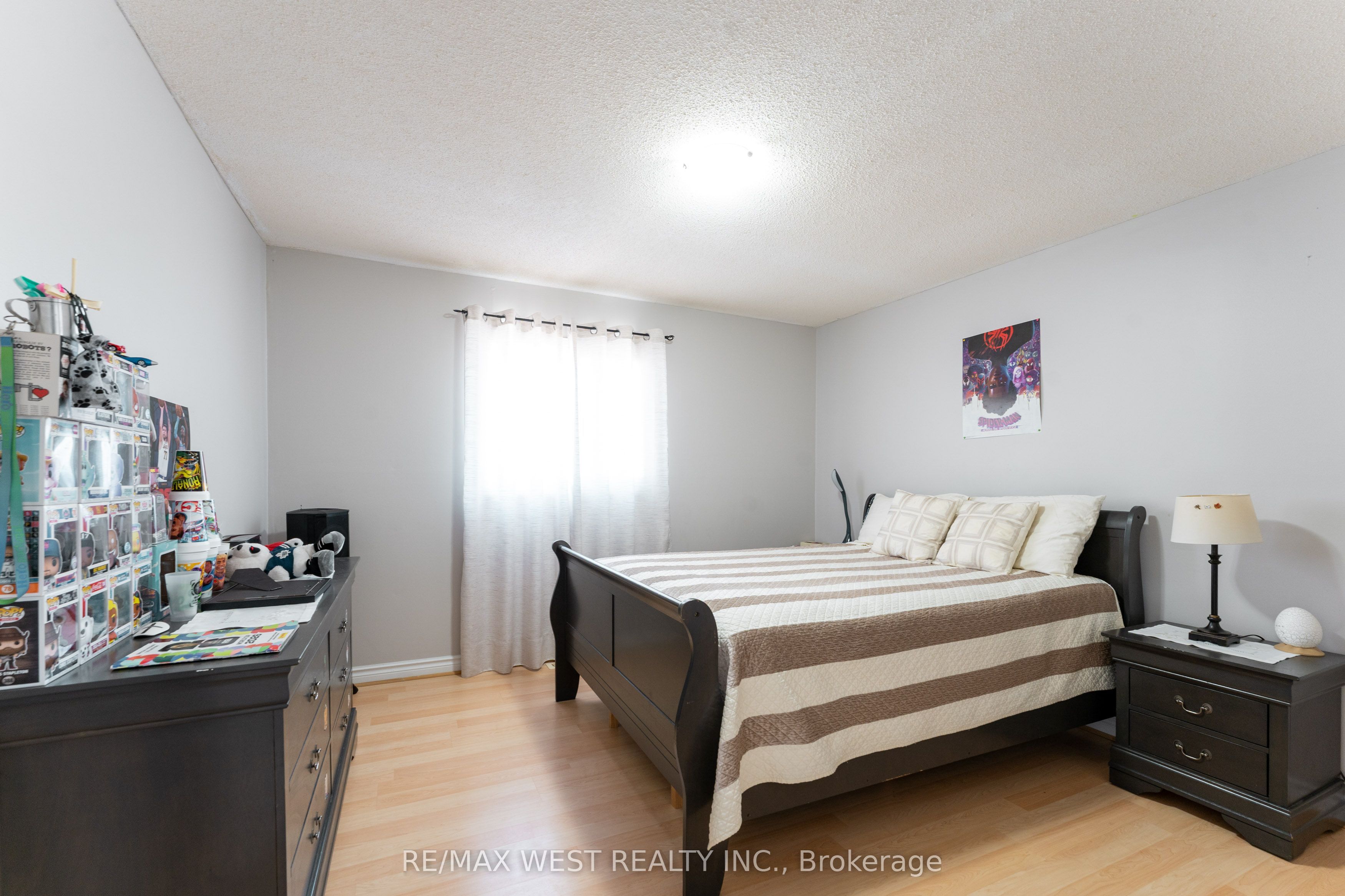 19 Moore Place Property Photo 14