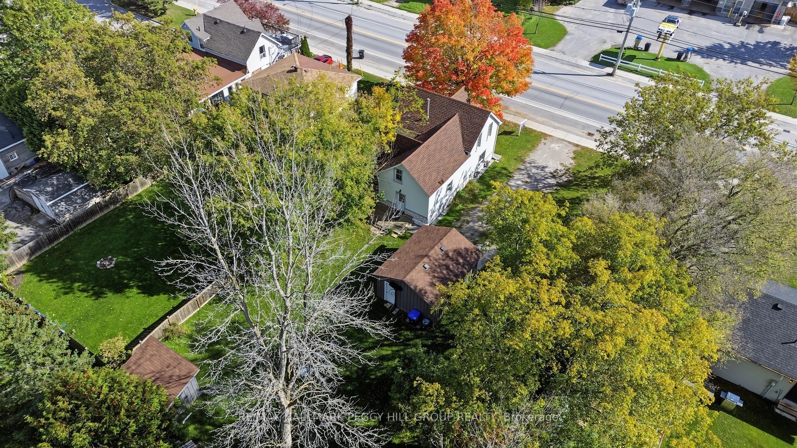132 Queen Street W Property Photo 22