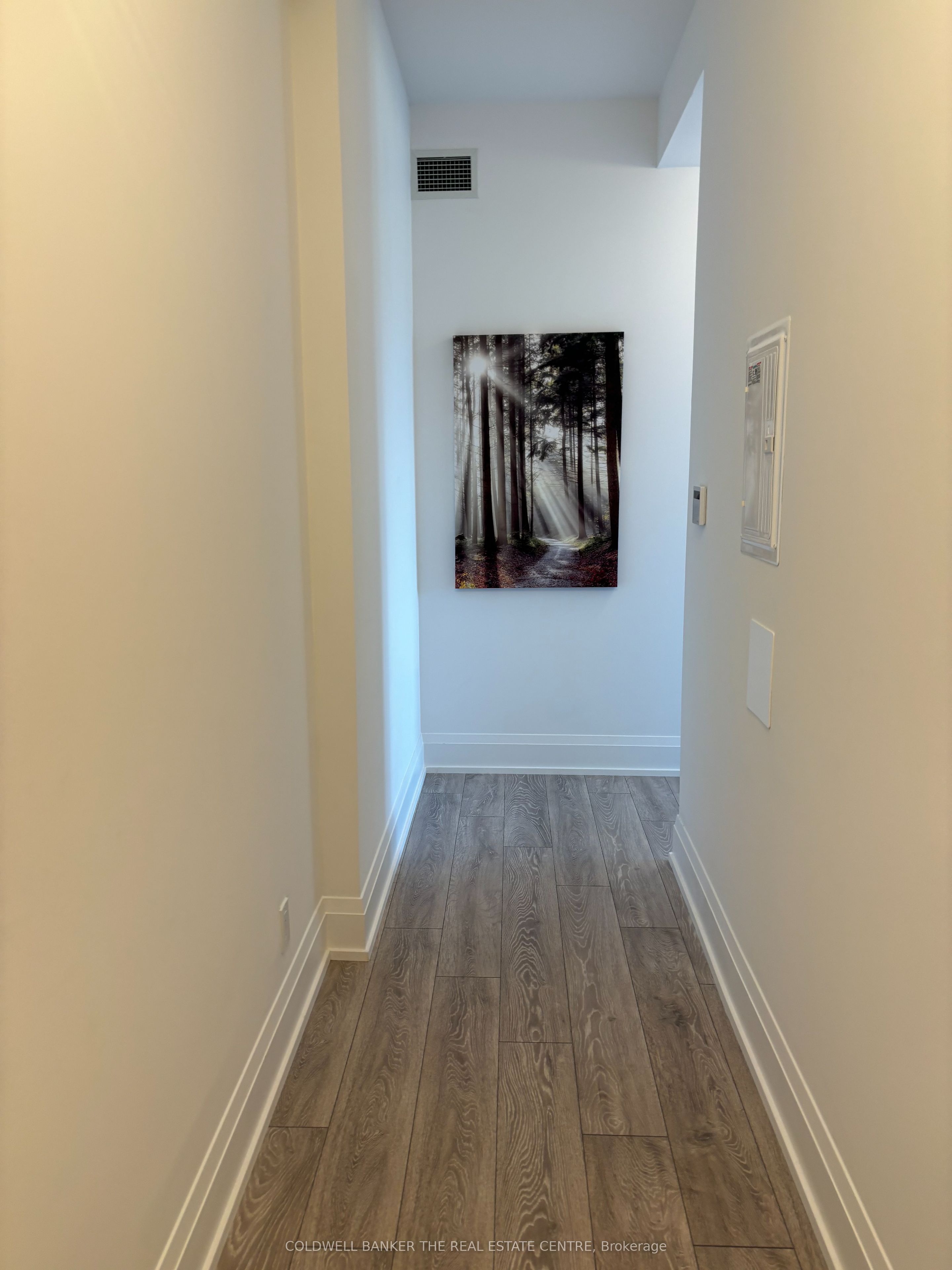1 Hume Street 420 Property Photo 4