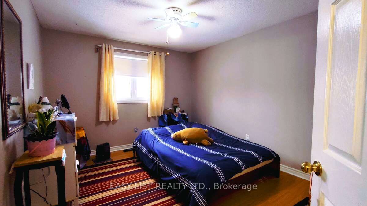 35 Raquel Street Property Photo 21