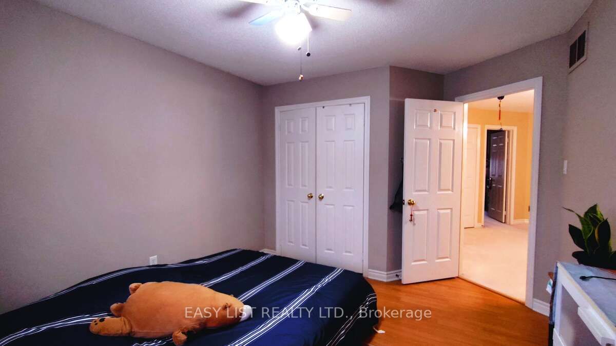 35 Raquel Street Property Photo 22