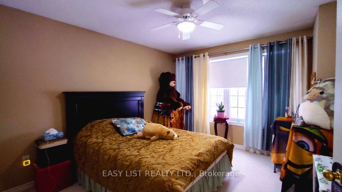 35 Raquel Street Property Photo 24