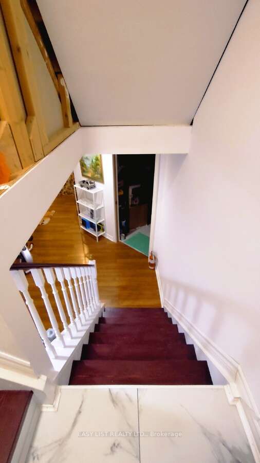 35 Raquel Street Property Photo 32