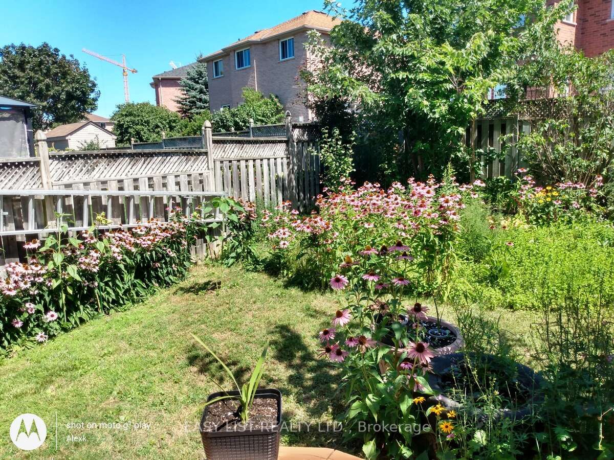 35 Raquel Street Property Photo 40