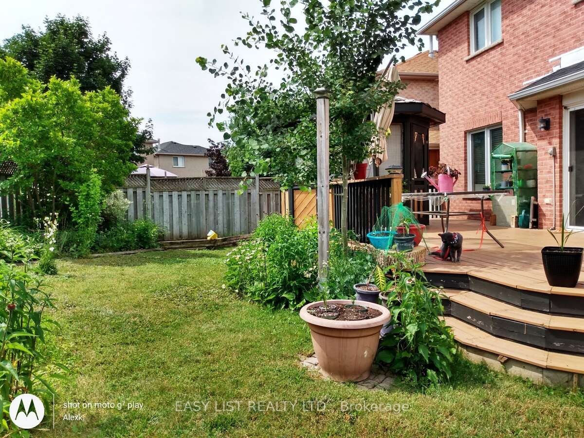 35 Raquel Street Property Photo 41