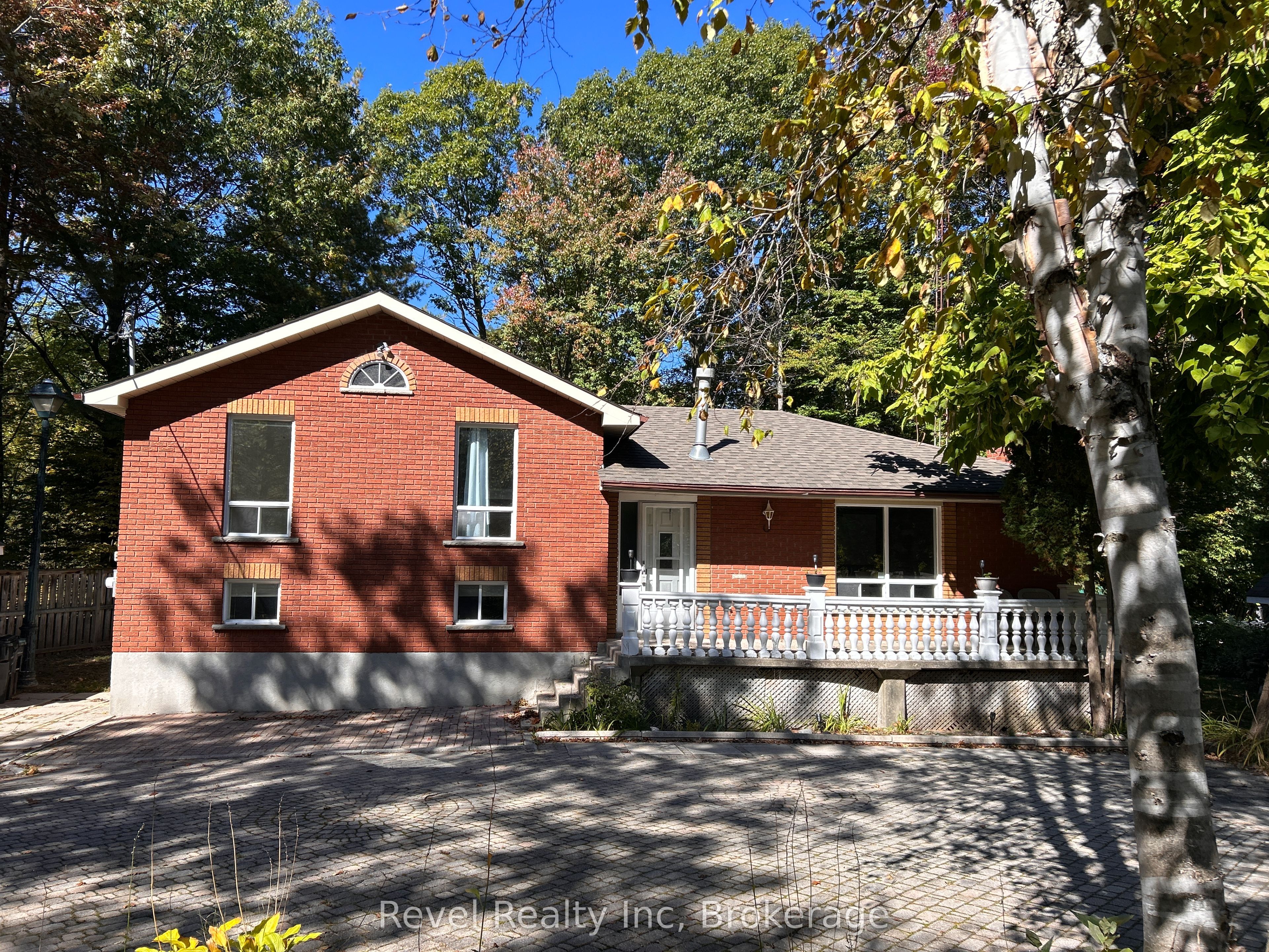 97 Forest Circle Property Photo 1