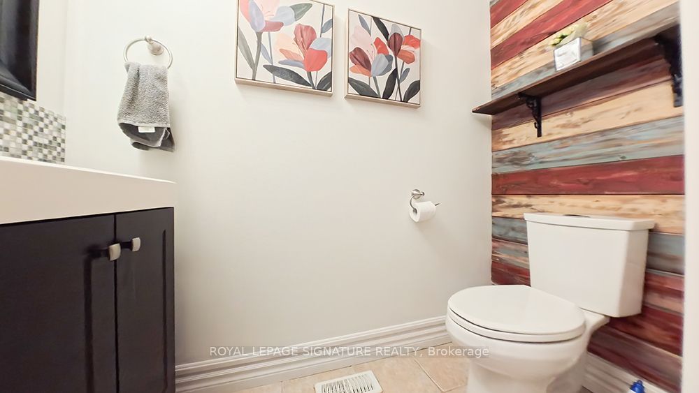 32 Davis Street Property Photo 18