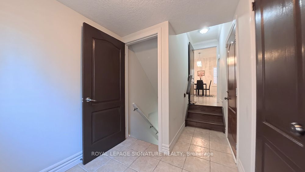 32 Davis Street Property Photo 29