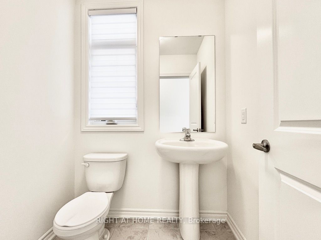12 Daisy Street Property Photo 6