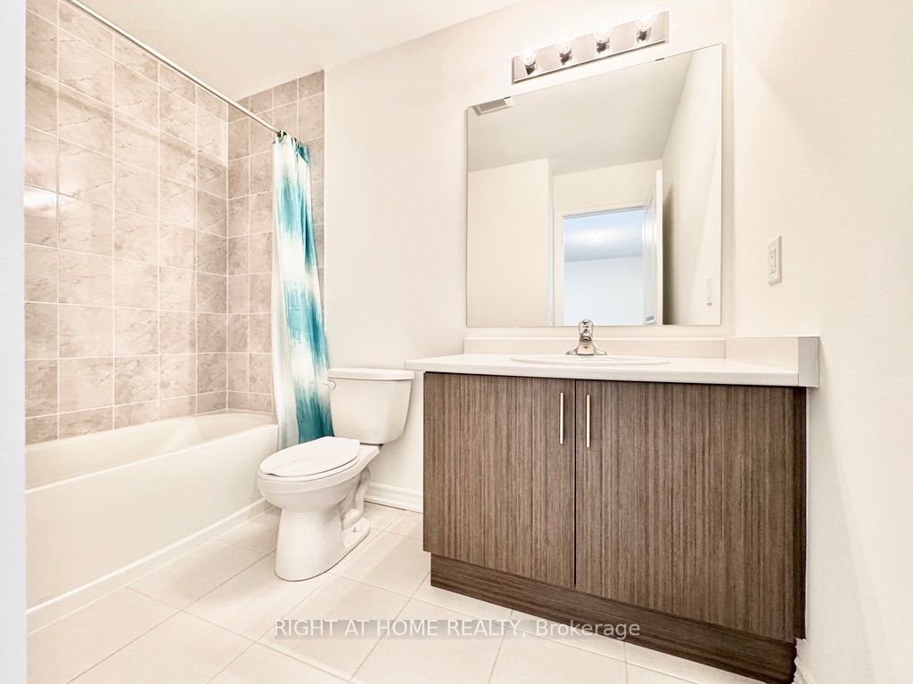 12 Daisy Street Property Photo 12