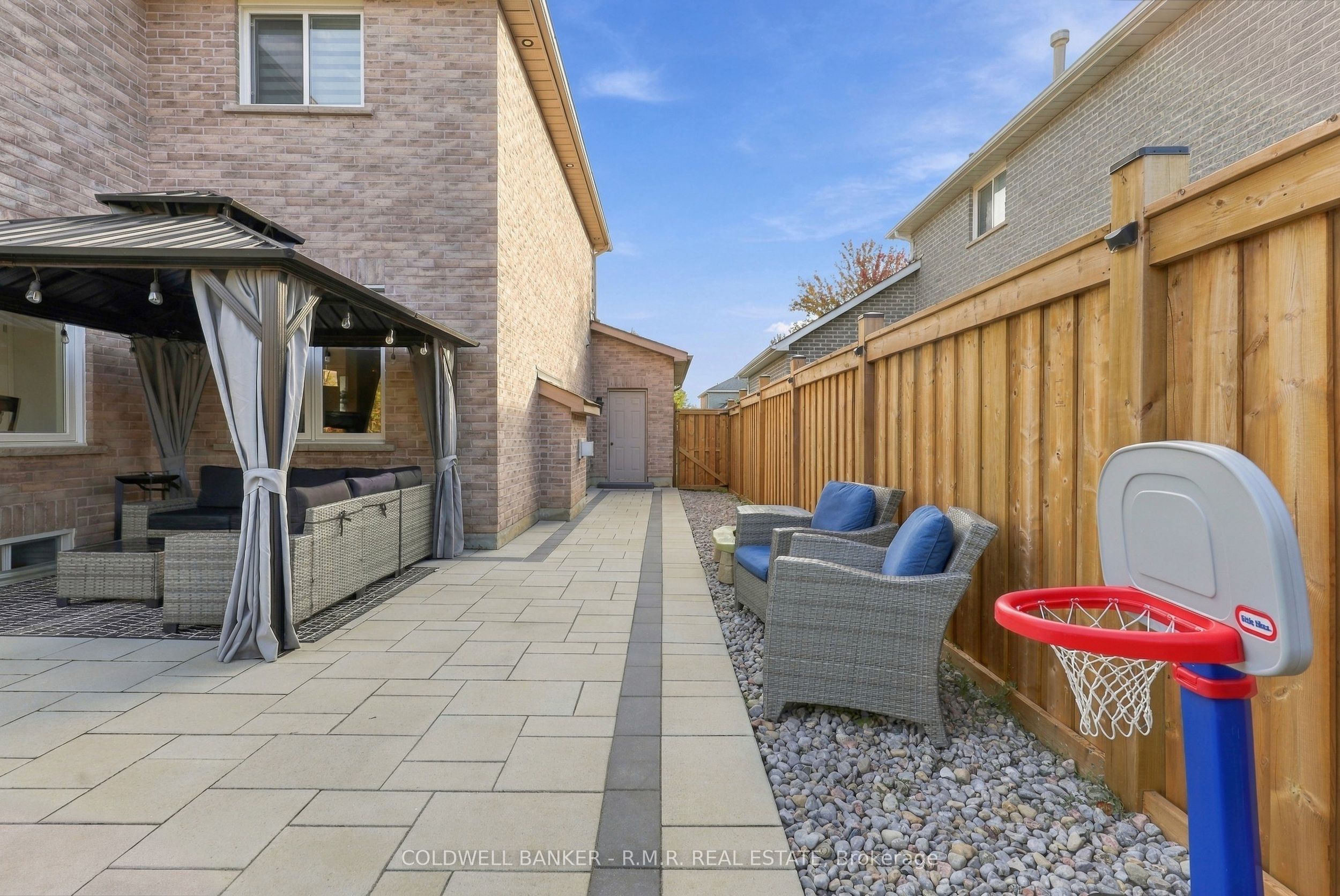 46 Honey Crescent Property Photo 38