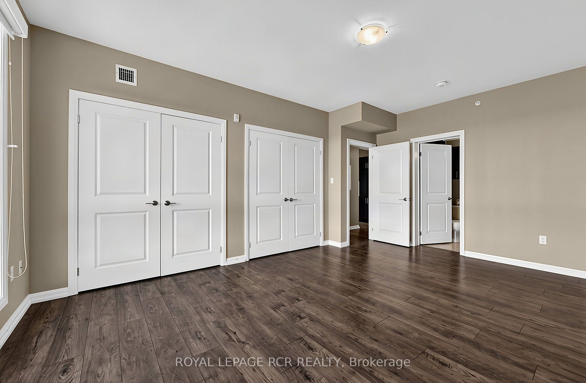 302 Essa Road 502 Property Photo 26