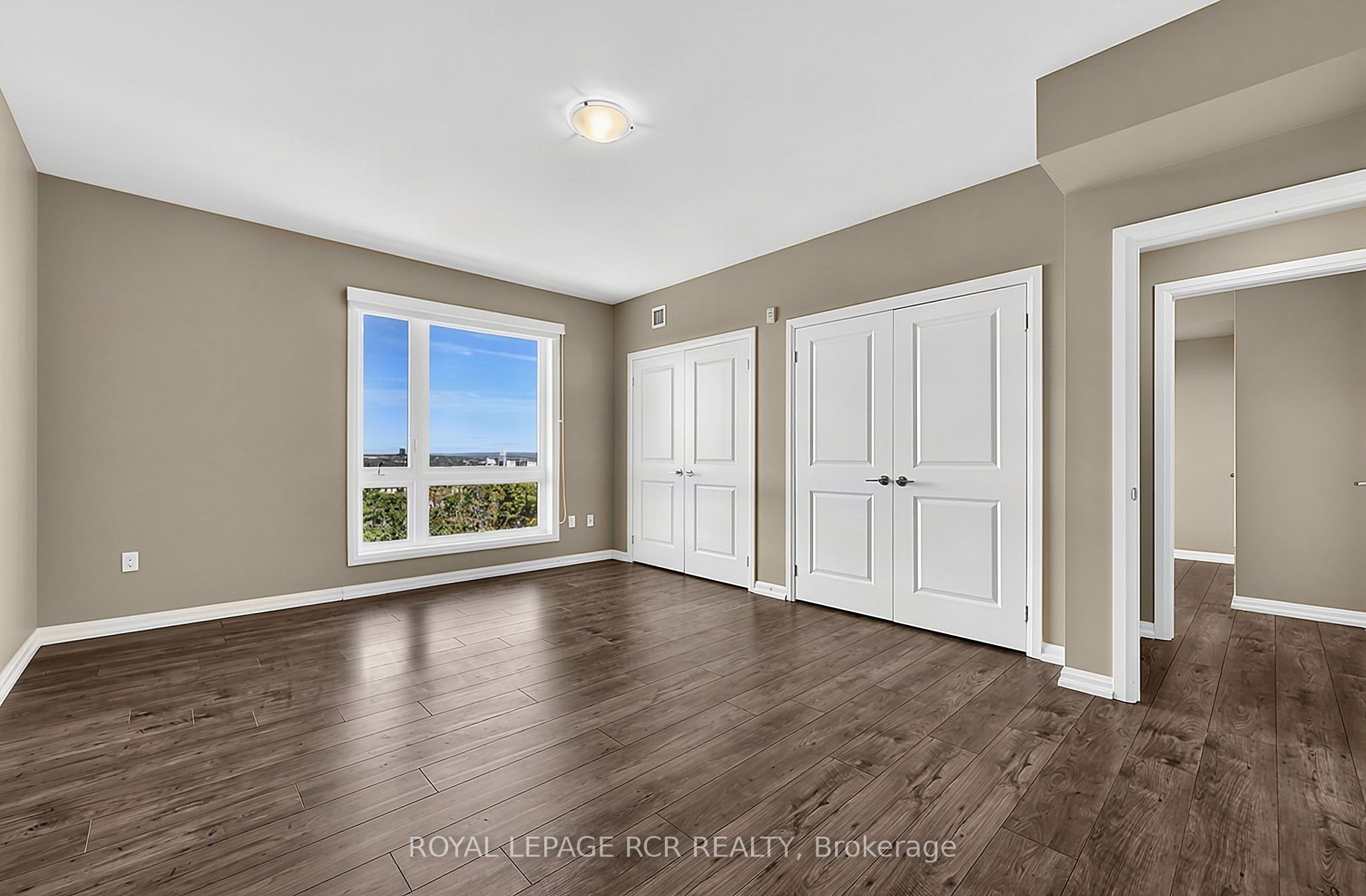 302 Essa Road 502 Property Photo 27
