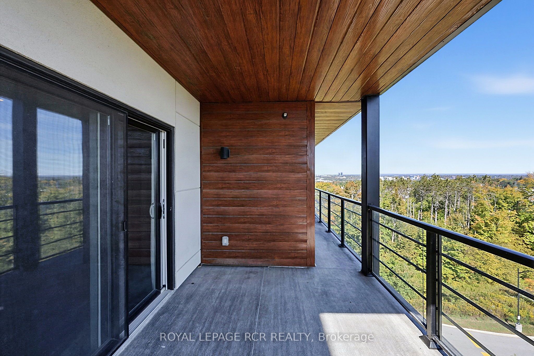302 Essa Road 502 Property Photo 32