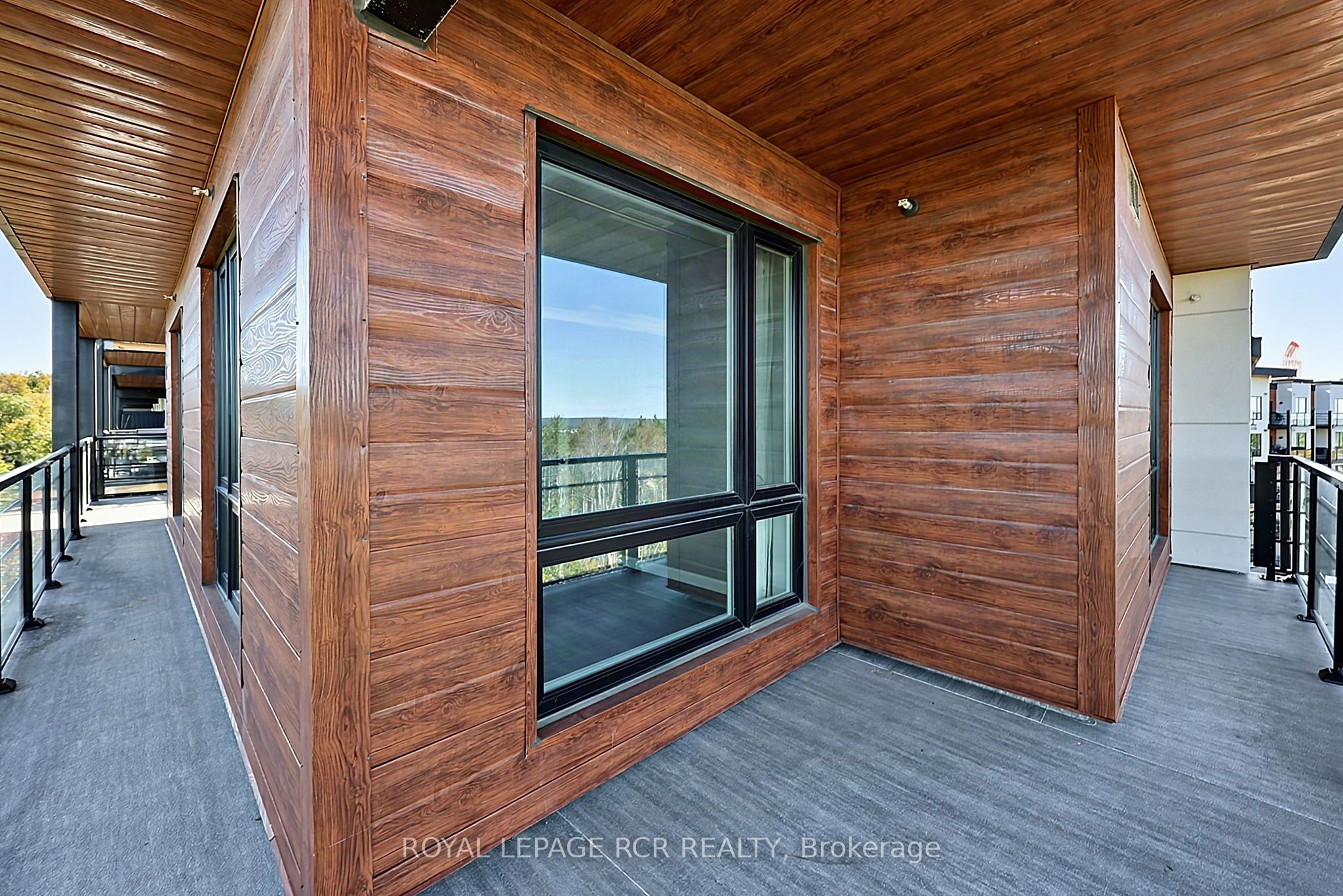 302 Essa Road 502 Property Photo 34