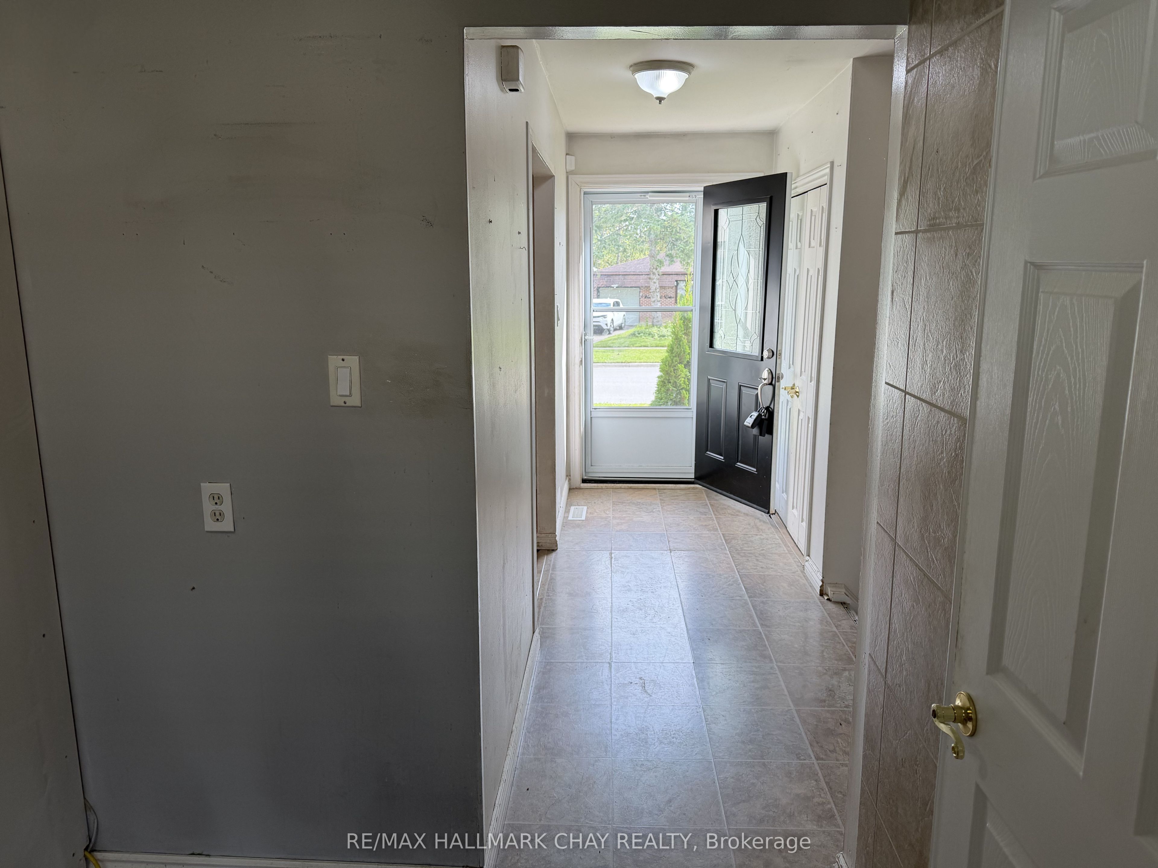 2 Birchwood Drive Property Photo 3