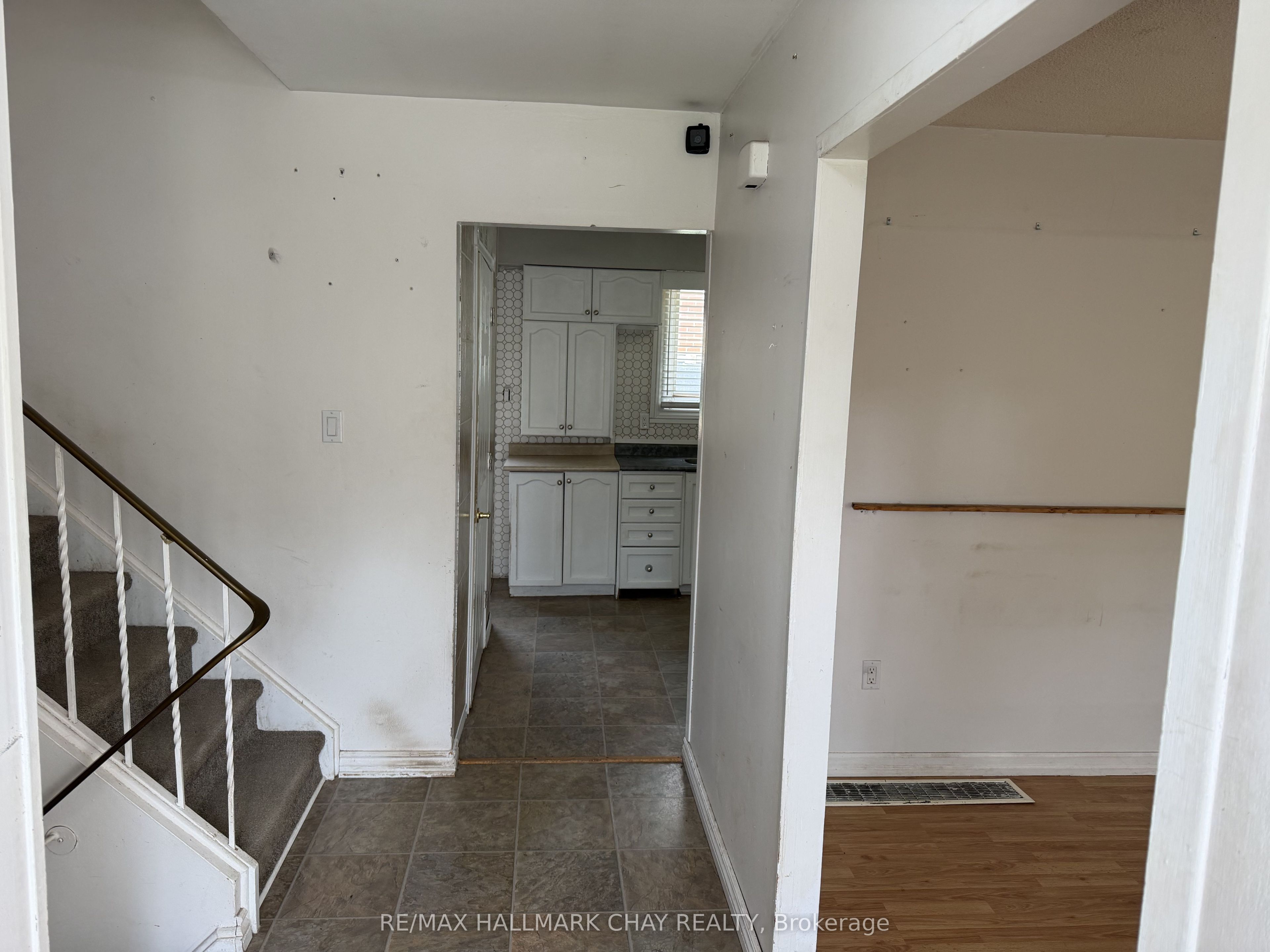 2 Birchwood Drive Property Photo 4