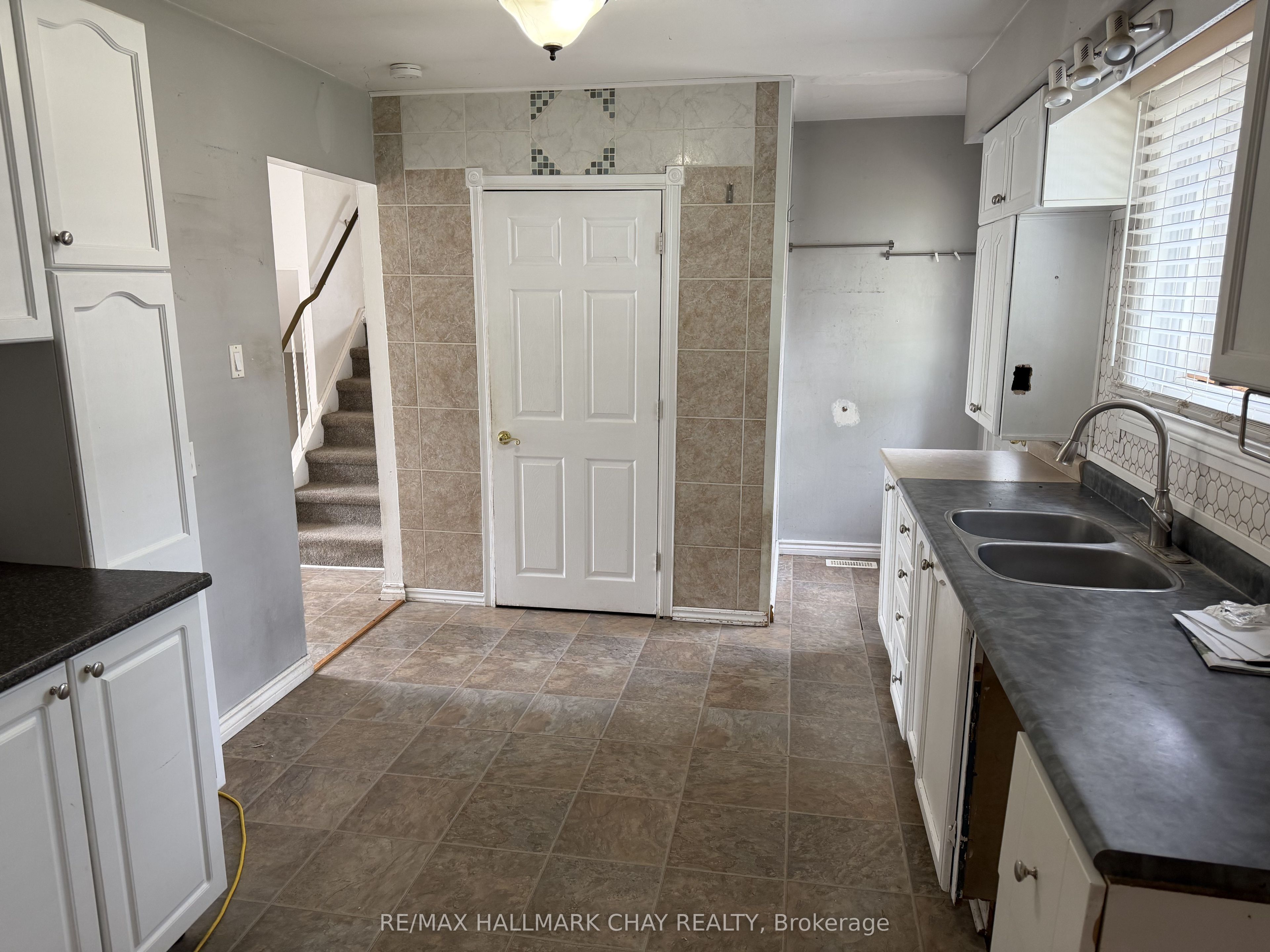 2 Birchwood Drive Property Photo 7