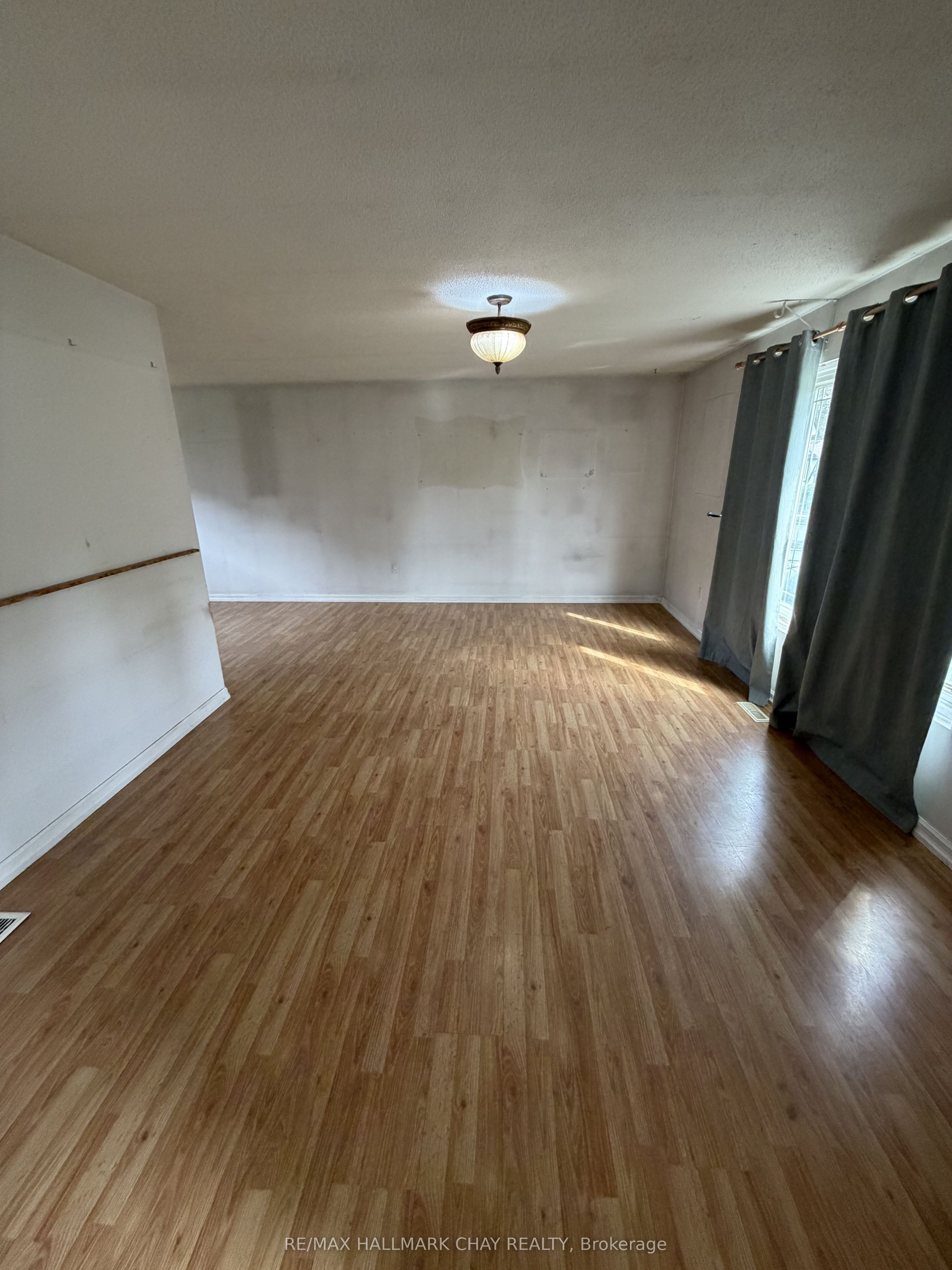 2 Birchwood Drive Property Photo 8