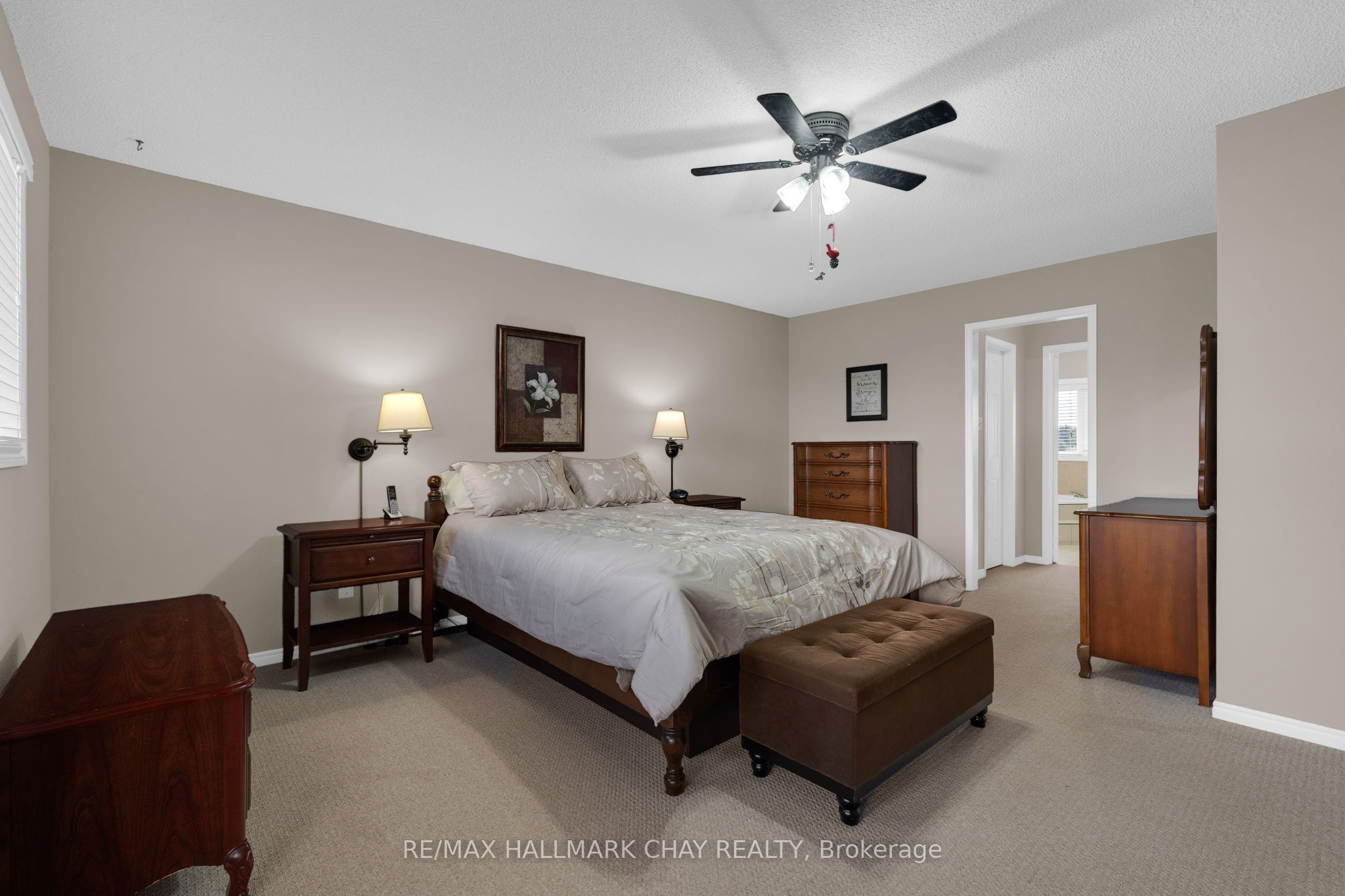 35 Grasett Crescent Property Photo 17