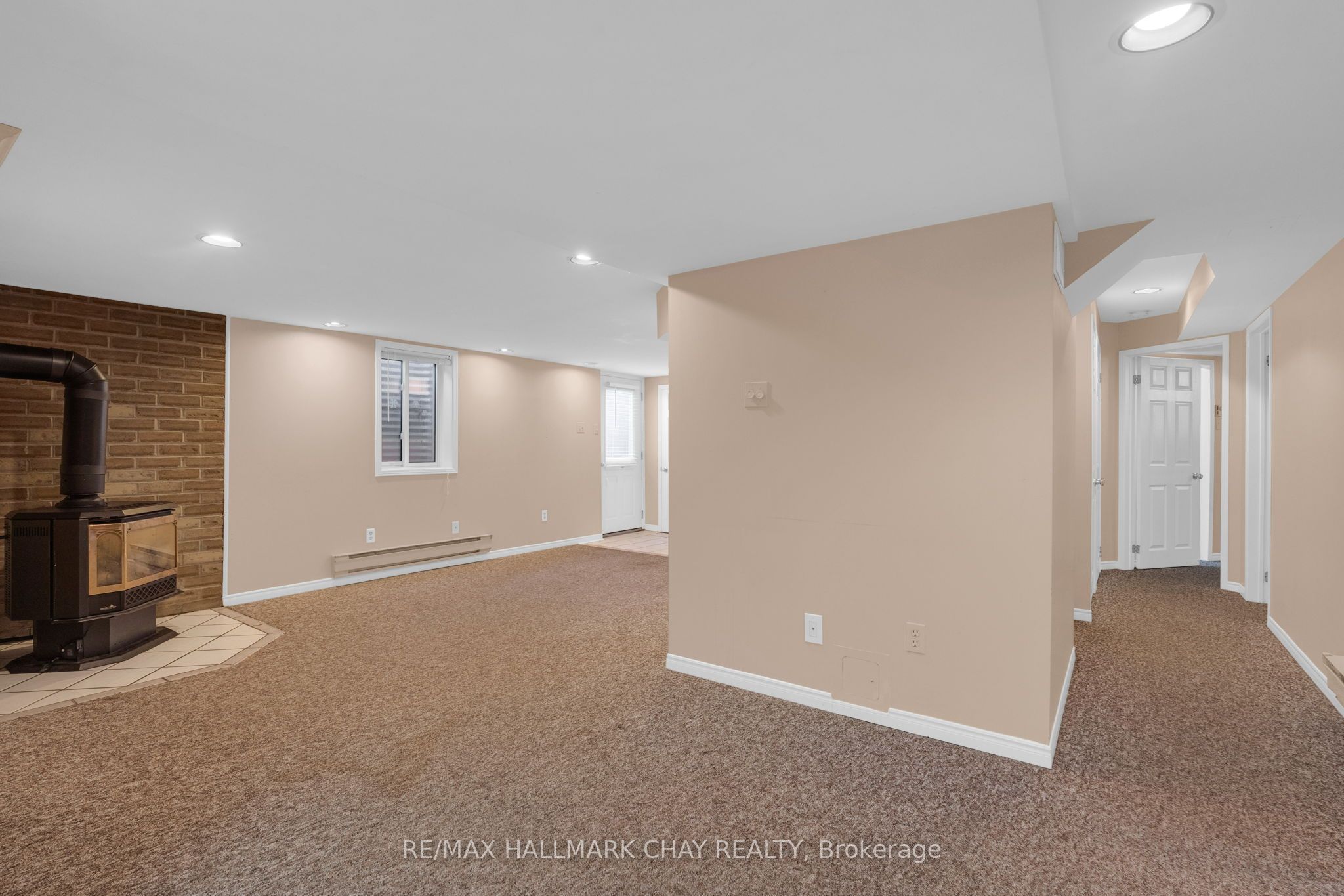 35 Grasett Crescent Property Photo 36