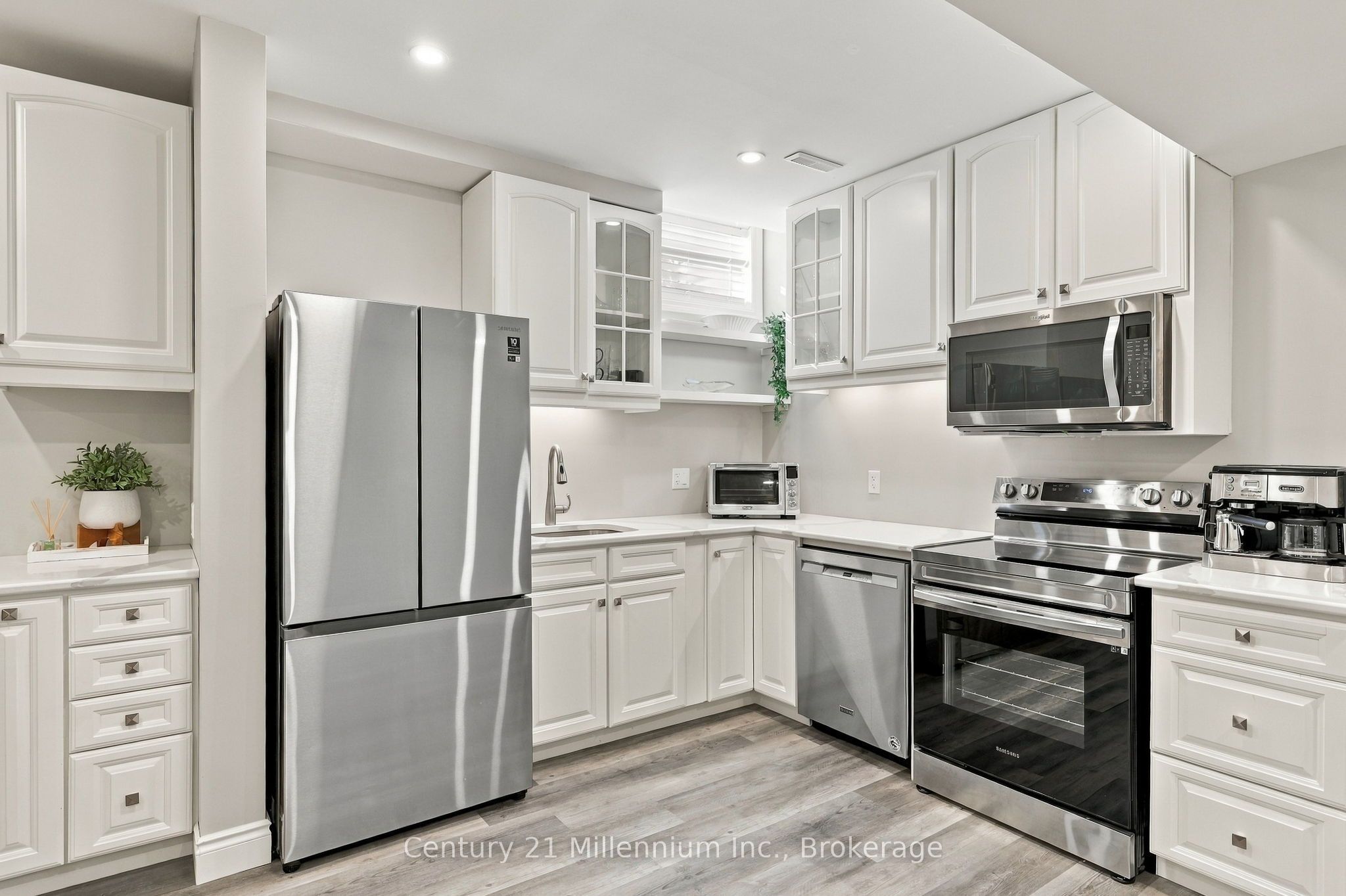 22 Cooper Street Property Photo 32