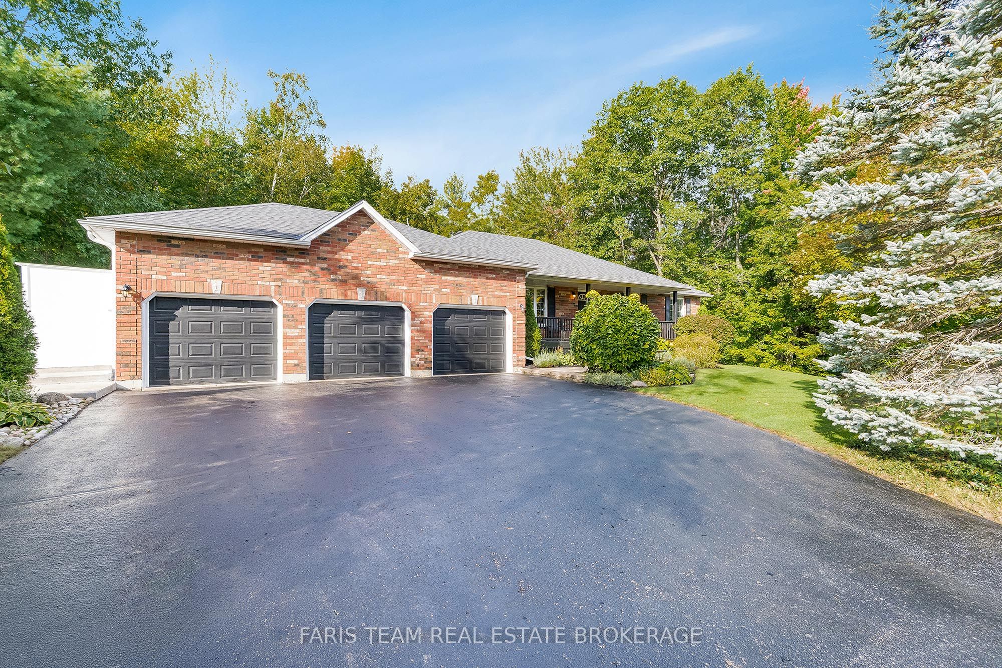 55 Davenport Drive Property Photo 3