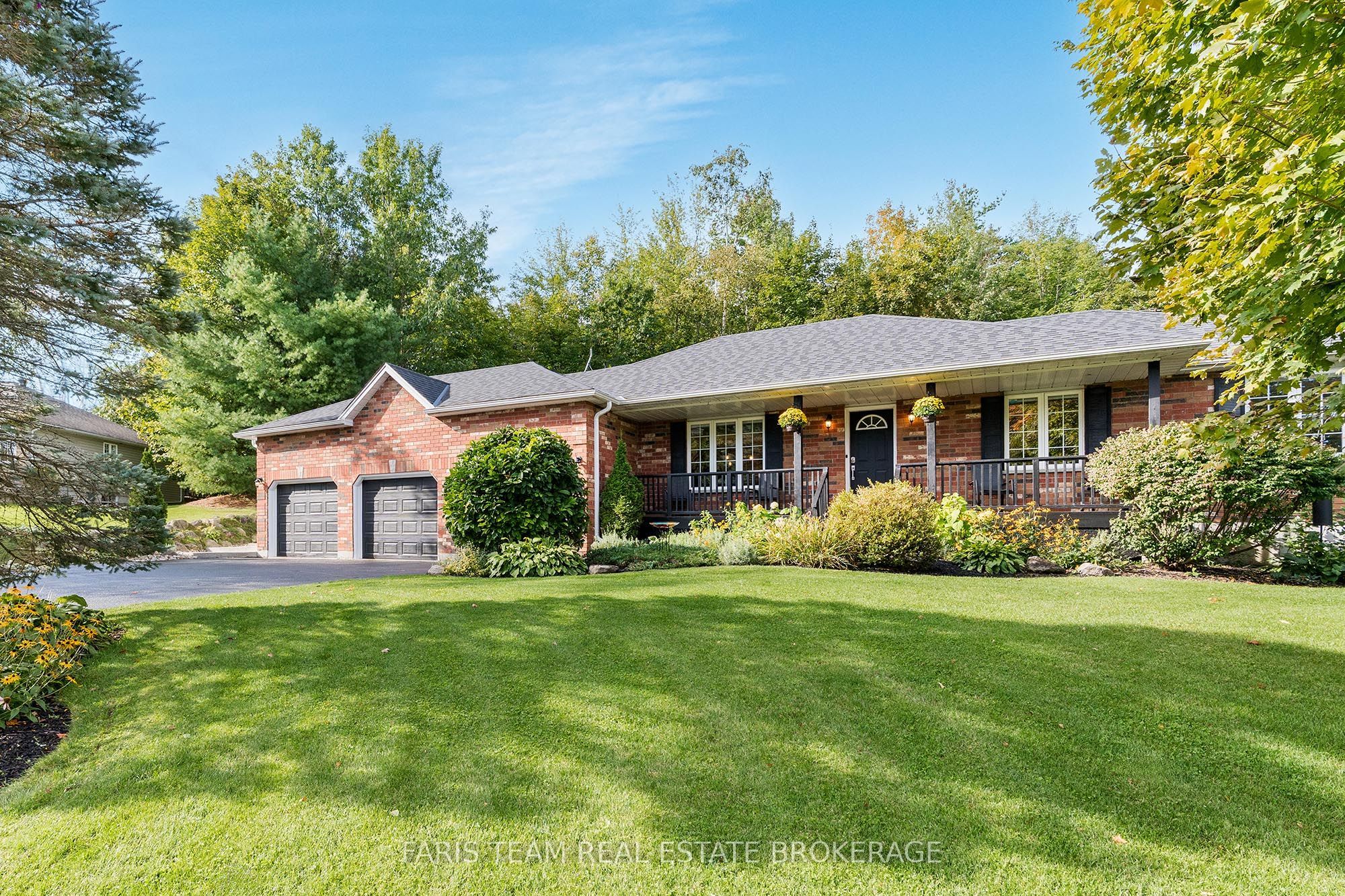 55 Davenport Drive Property Photo 4