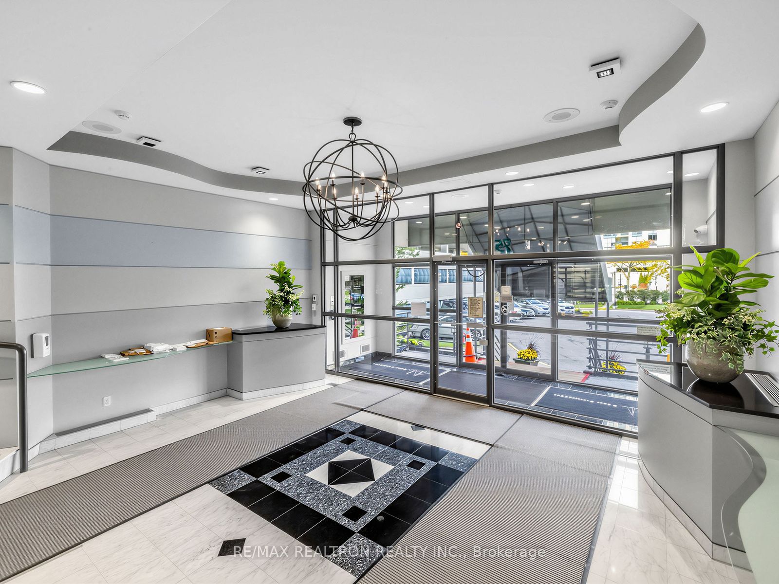 75 Ellen Street 1111 Property Photo 11