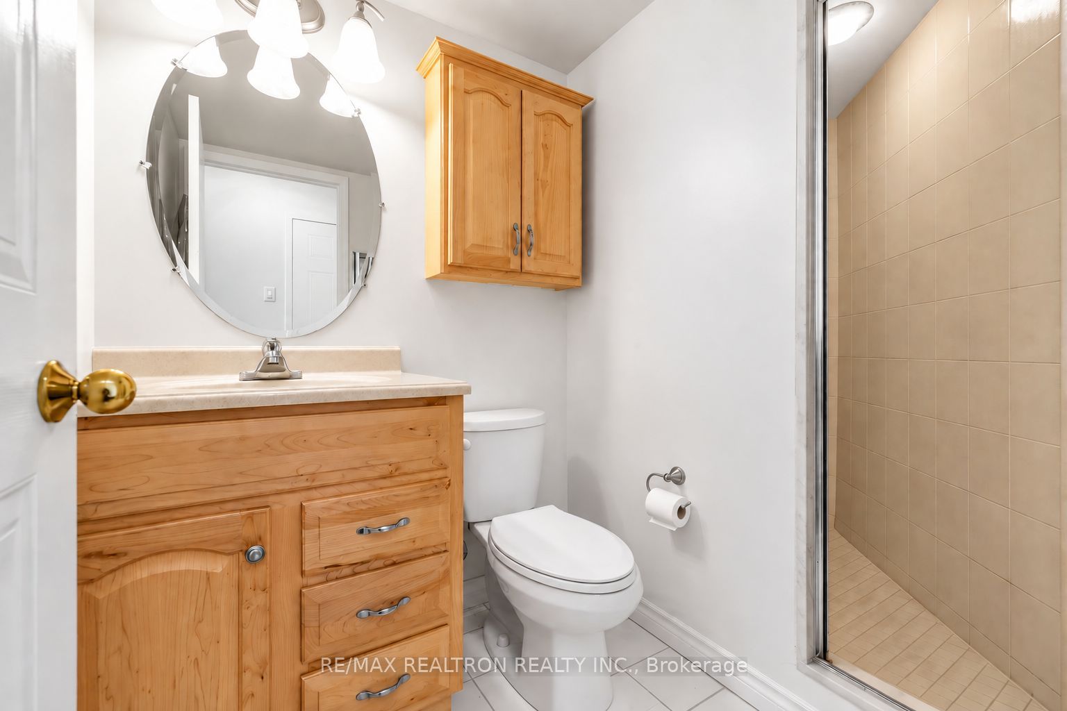 75 Ellen Street 1111 Property Photo 15