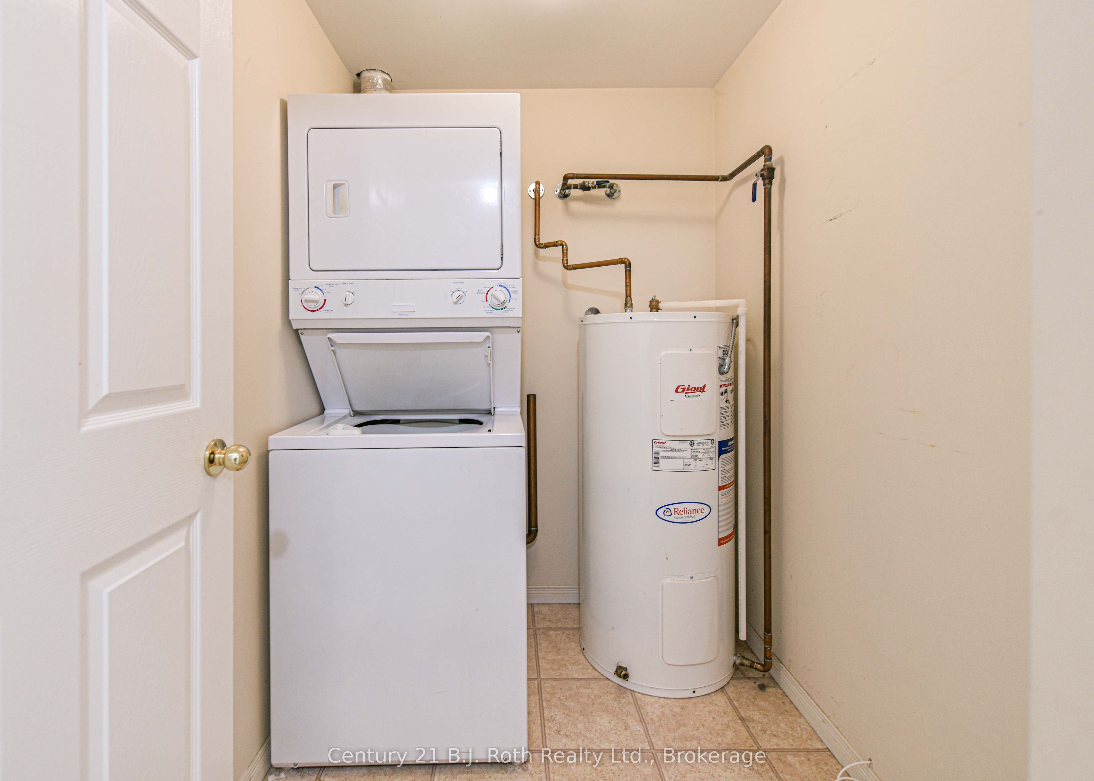 115 Bond Street Unit 201 Property Photo 21