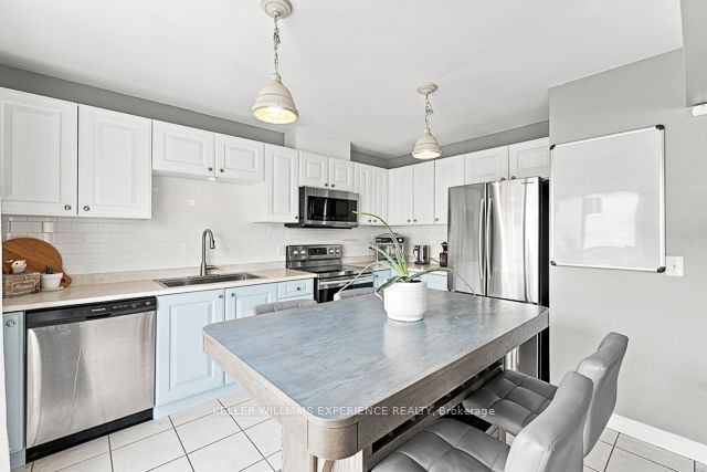 800 West Ridge Boulevard 121 Property Photo 6