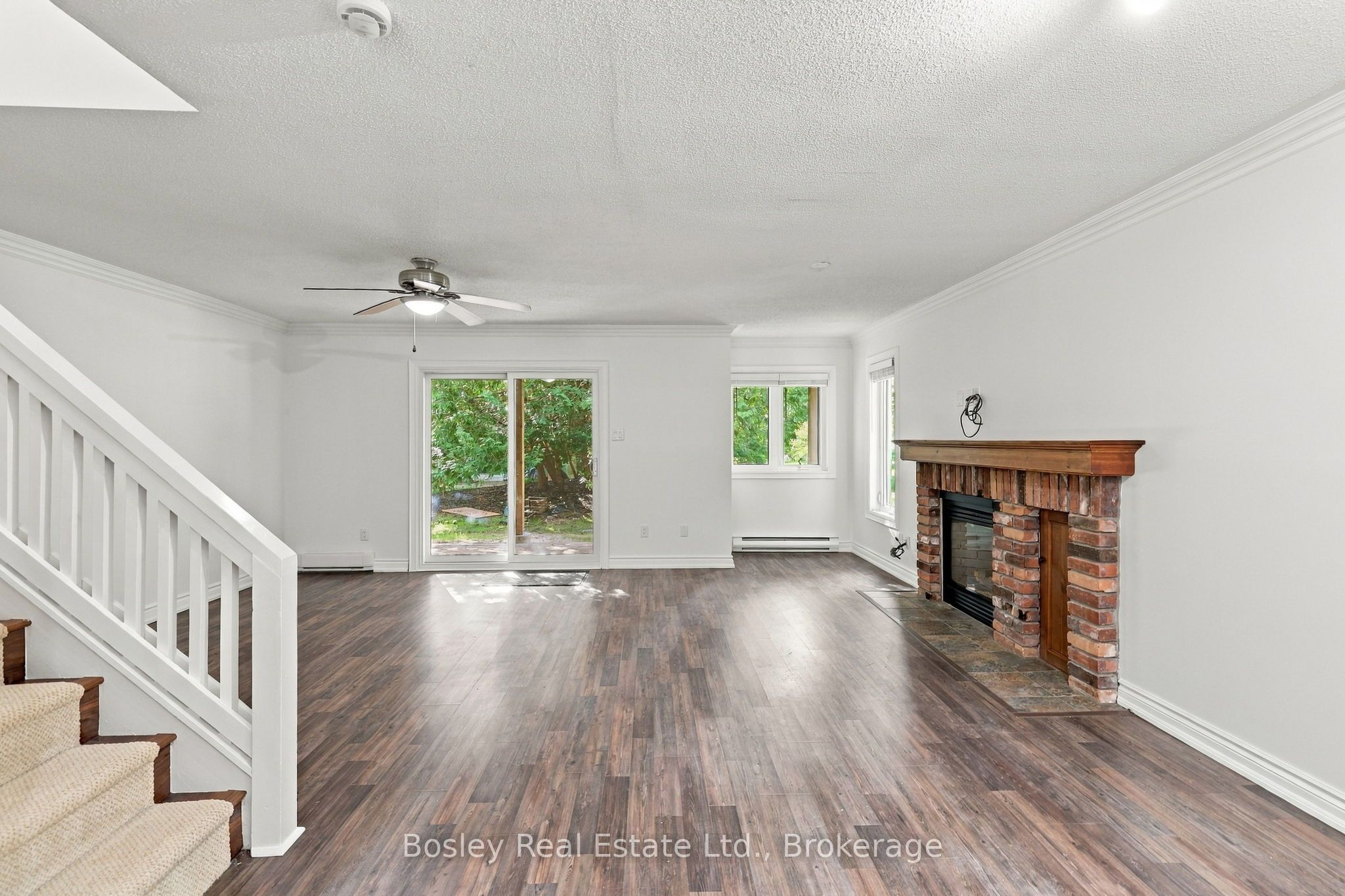 552 Oxbow Crescent Property Photo 13